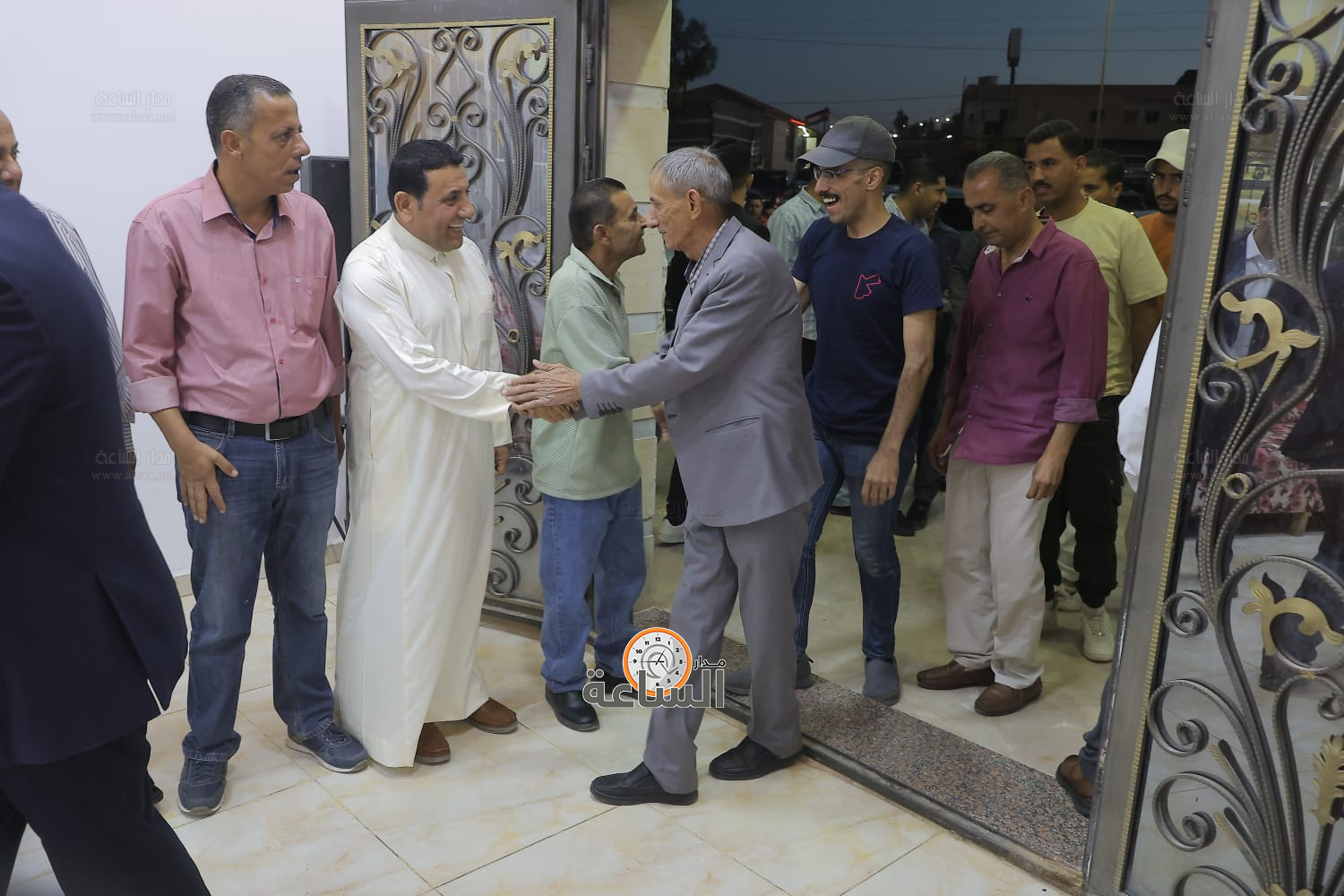 Madar Al-Saa Images 0.637030871541473