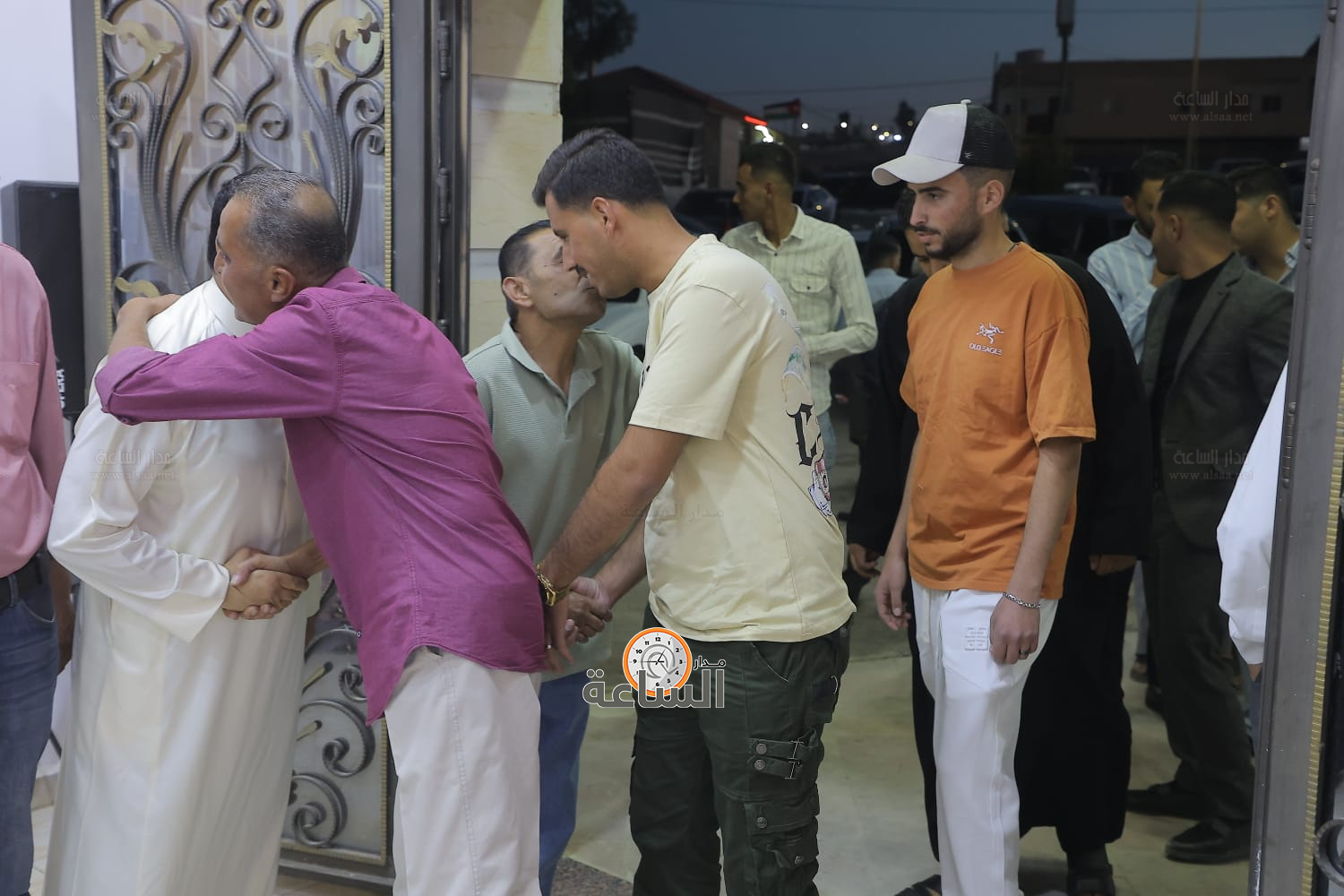 Madar Al-Saa Images 0.7501198951167629