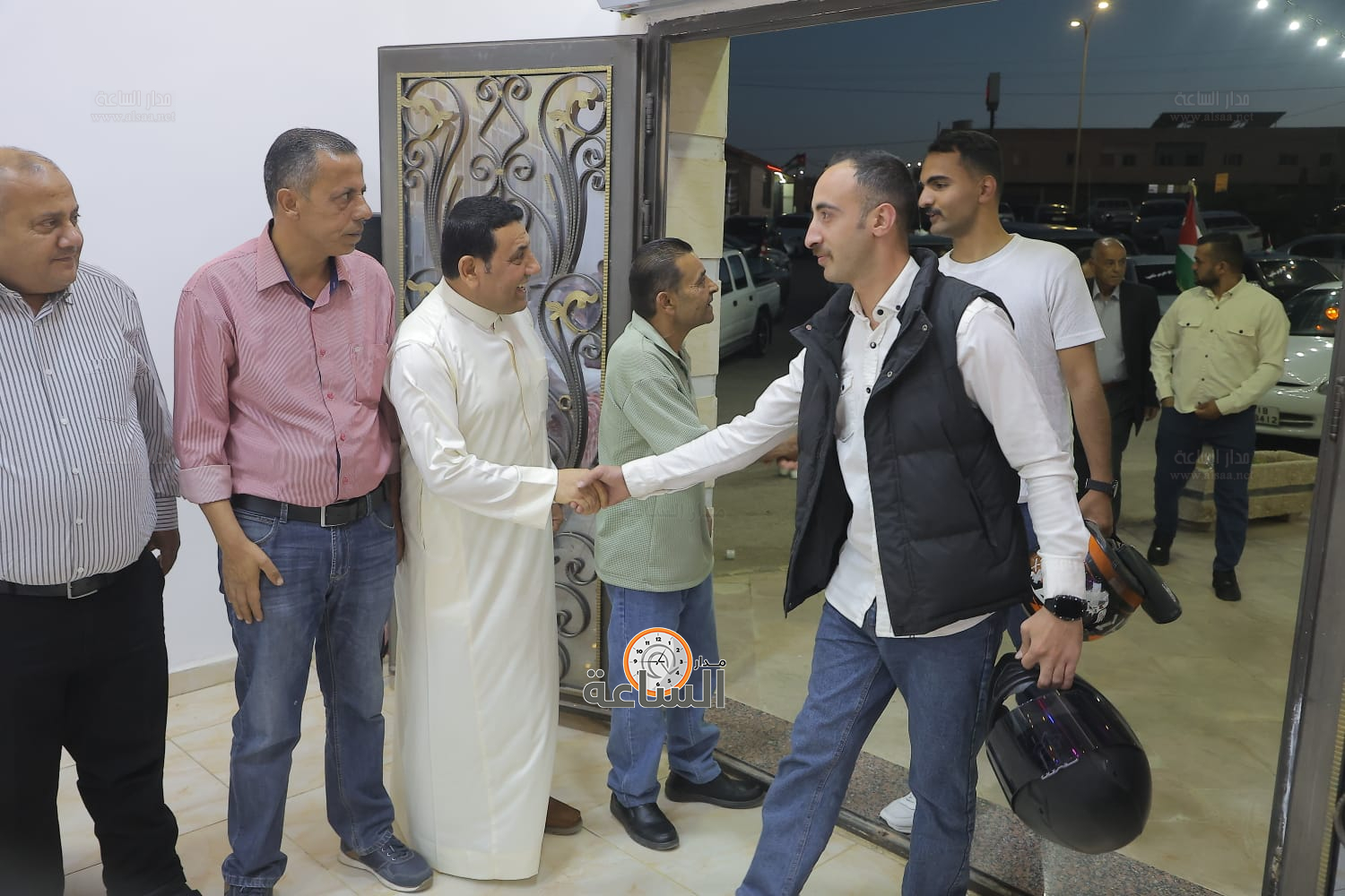 Madar Al-Saa Images 0.56802669694096