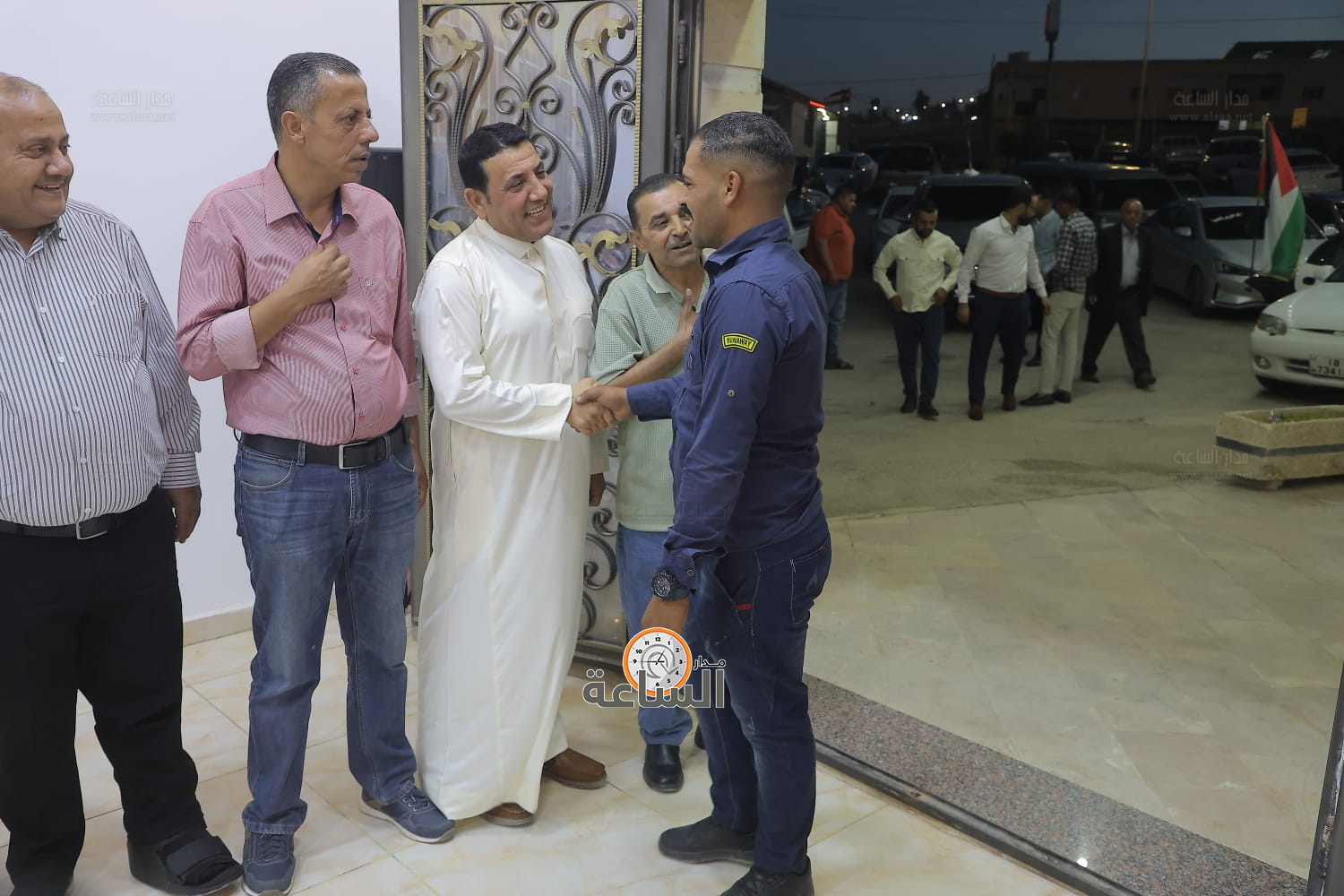 Madar Al-Saa Images 0.05130888369919884