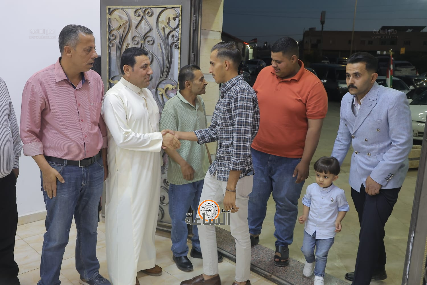 Madar Al-Saa Images 0.13380601785732316