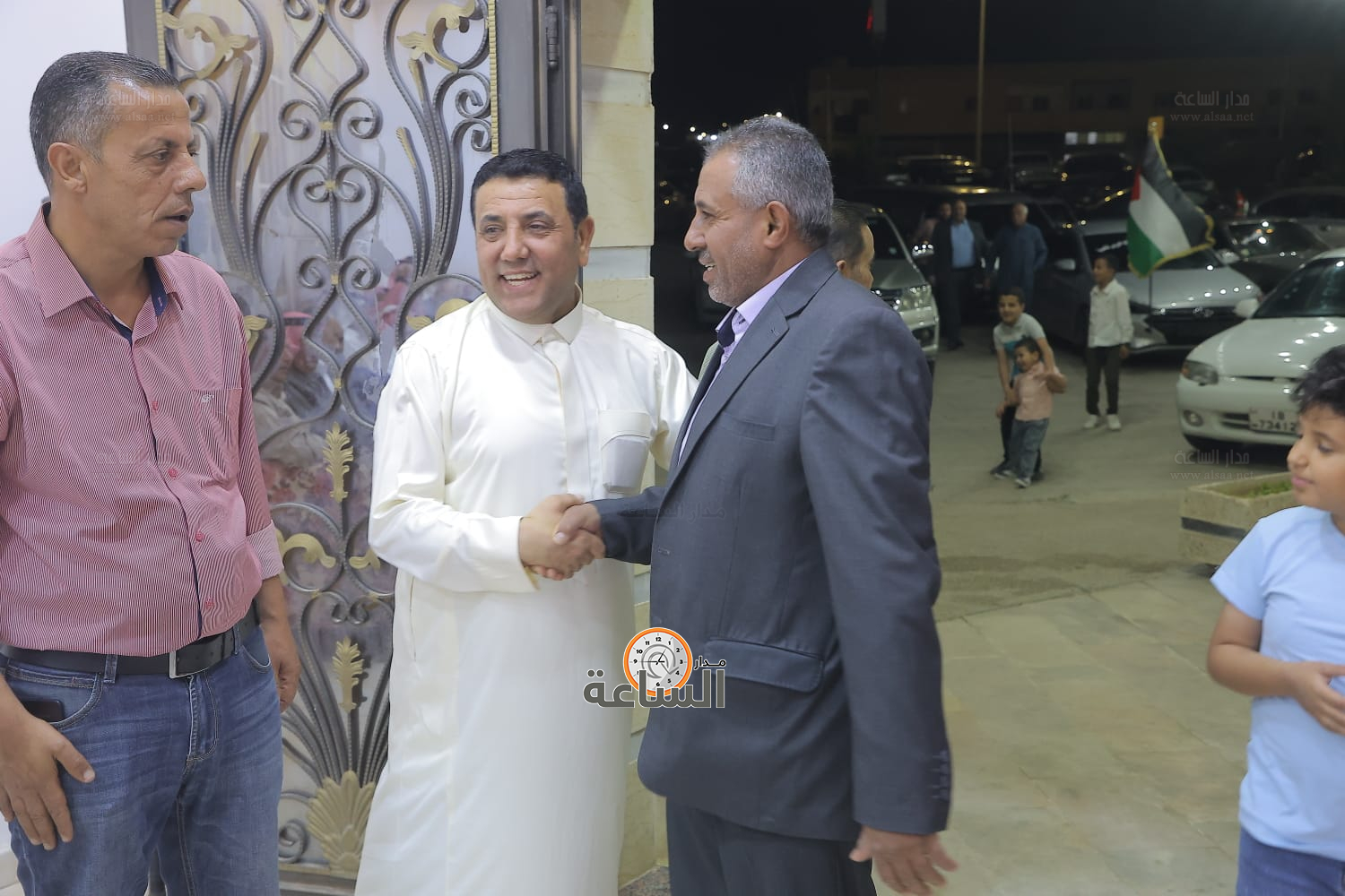 Madar Al-Saa Images 0.7084252141523327