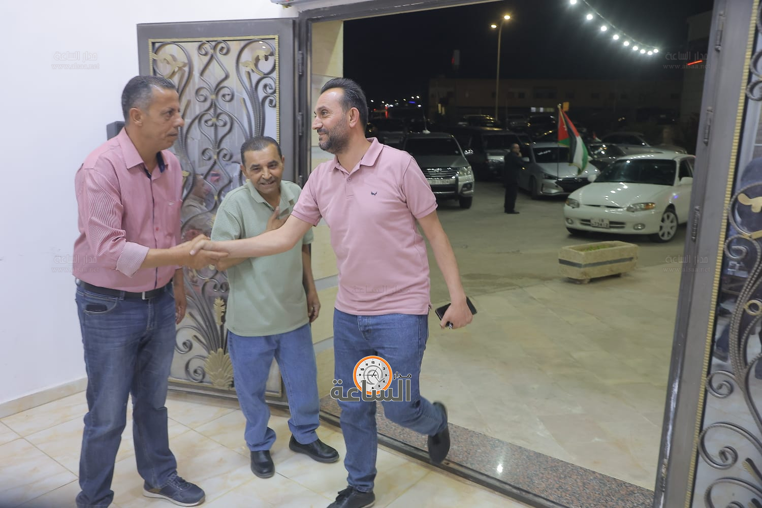 Madar Al-Saa Images 0.9732804565891436