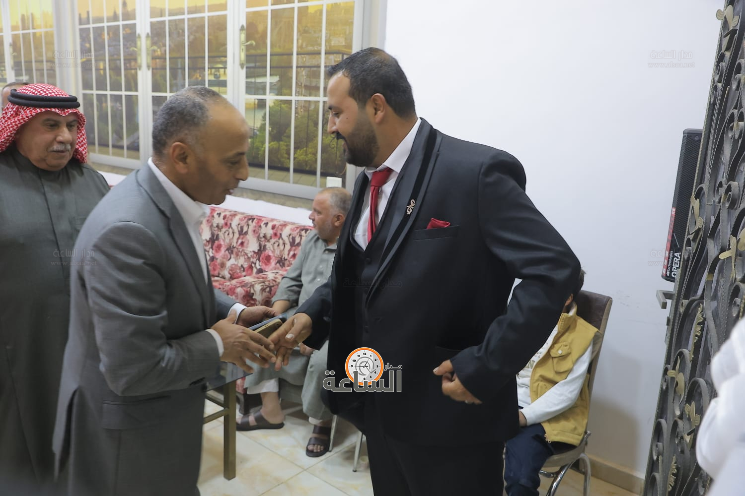 Madar Al-Saa Images 0.378203312620483