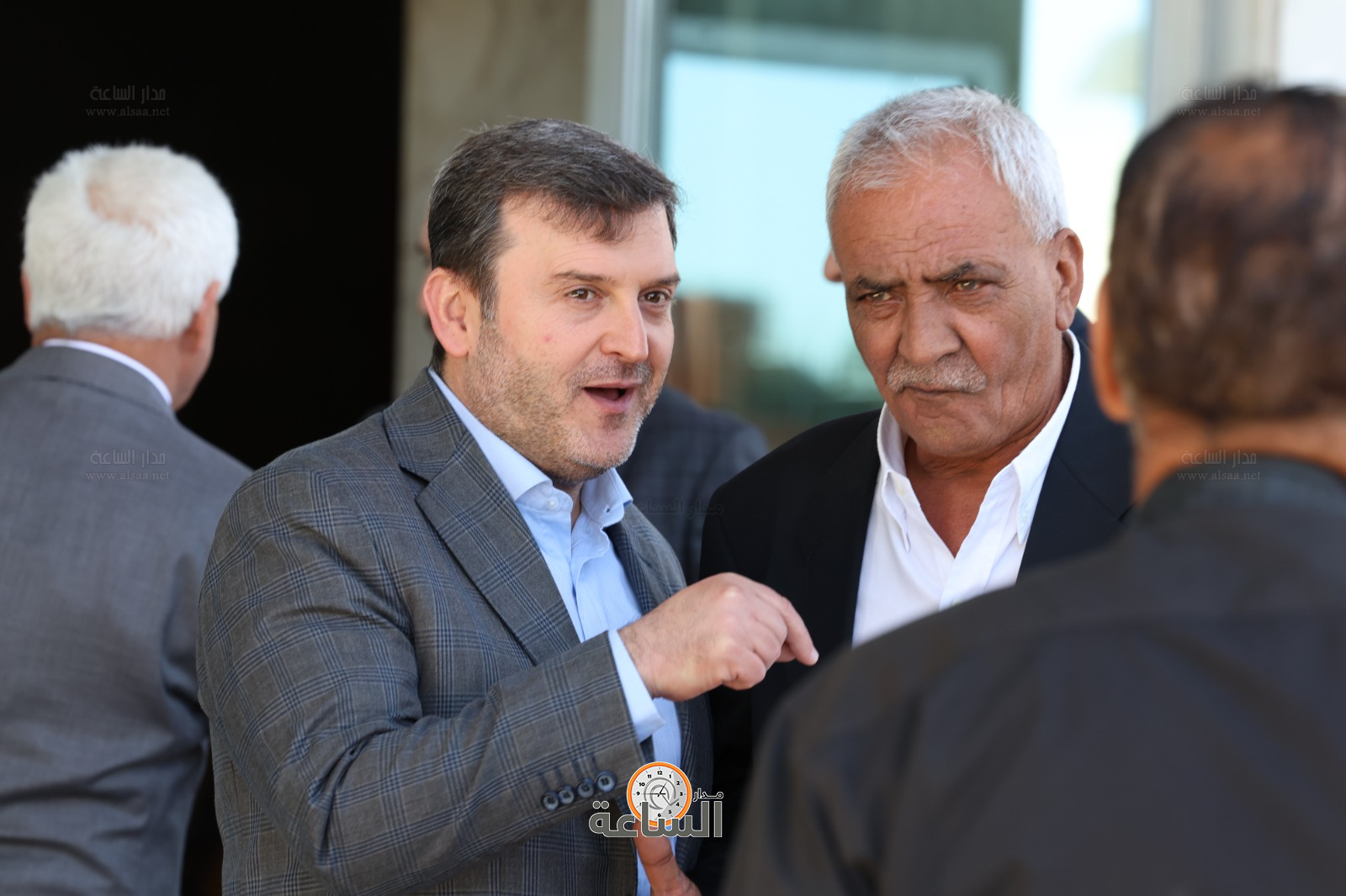 Madar Al-Saa Images 0.7006819195915147