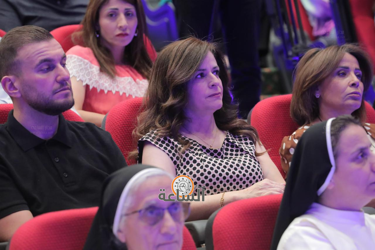 Madar Al-Saa Images 0.7543963131360765