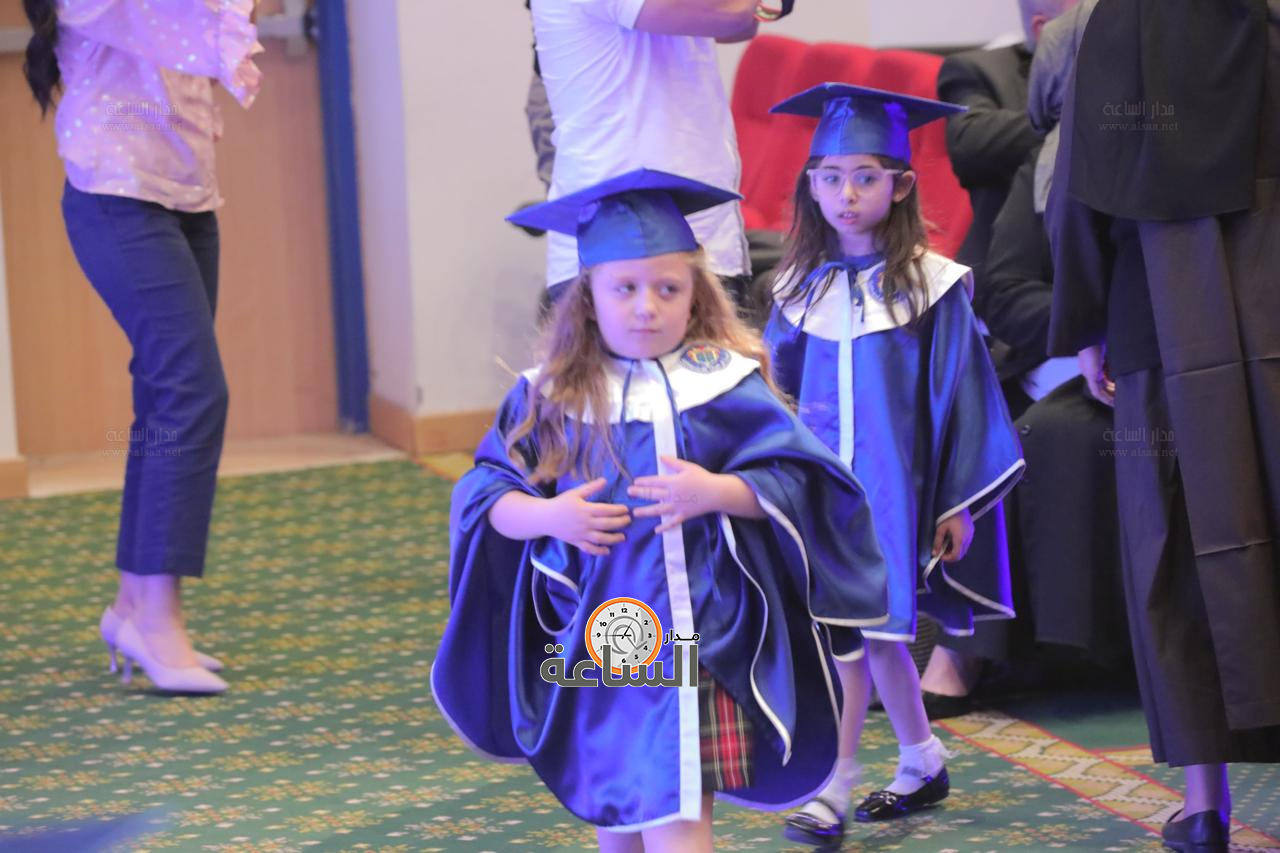 Madar Al-Saa Images 0.8229202182607981