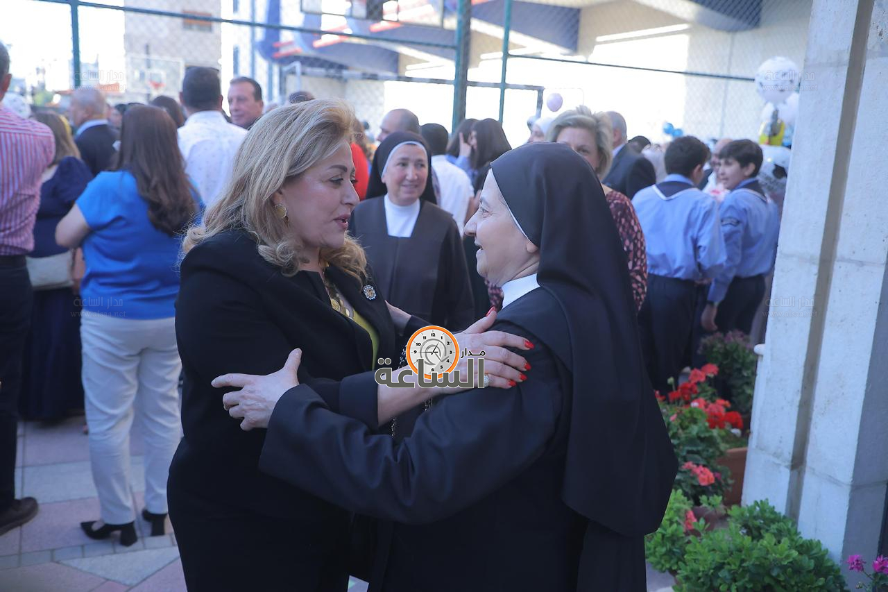 Madar Al-Saa Images 0.6237487145169501