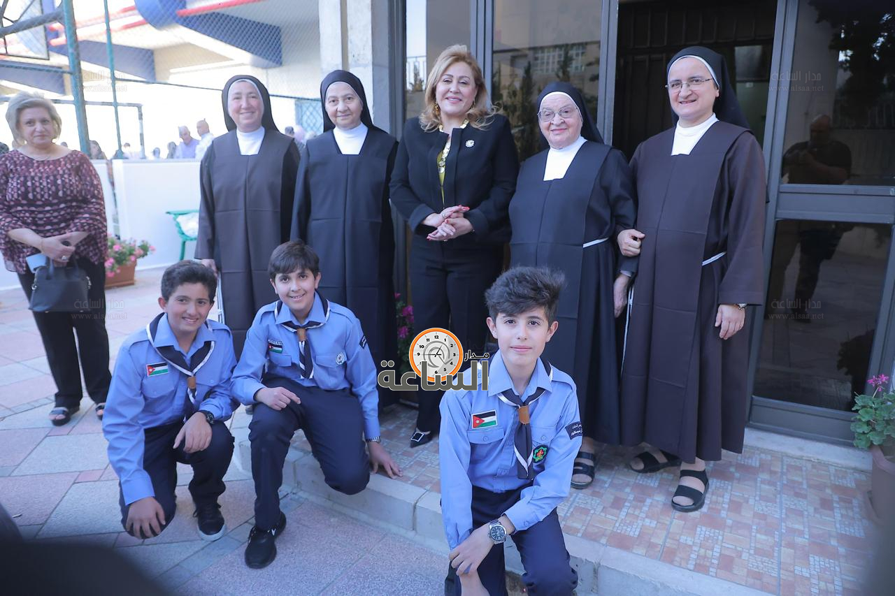 Madar Al-Saa Images 0.8183398670000941