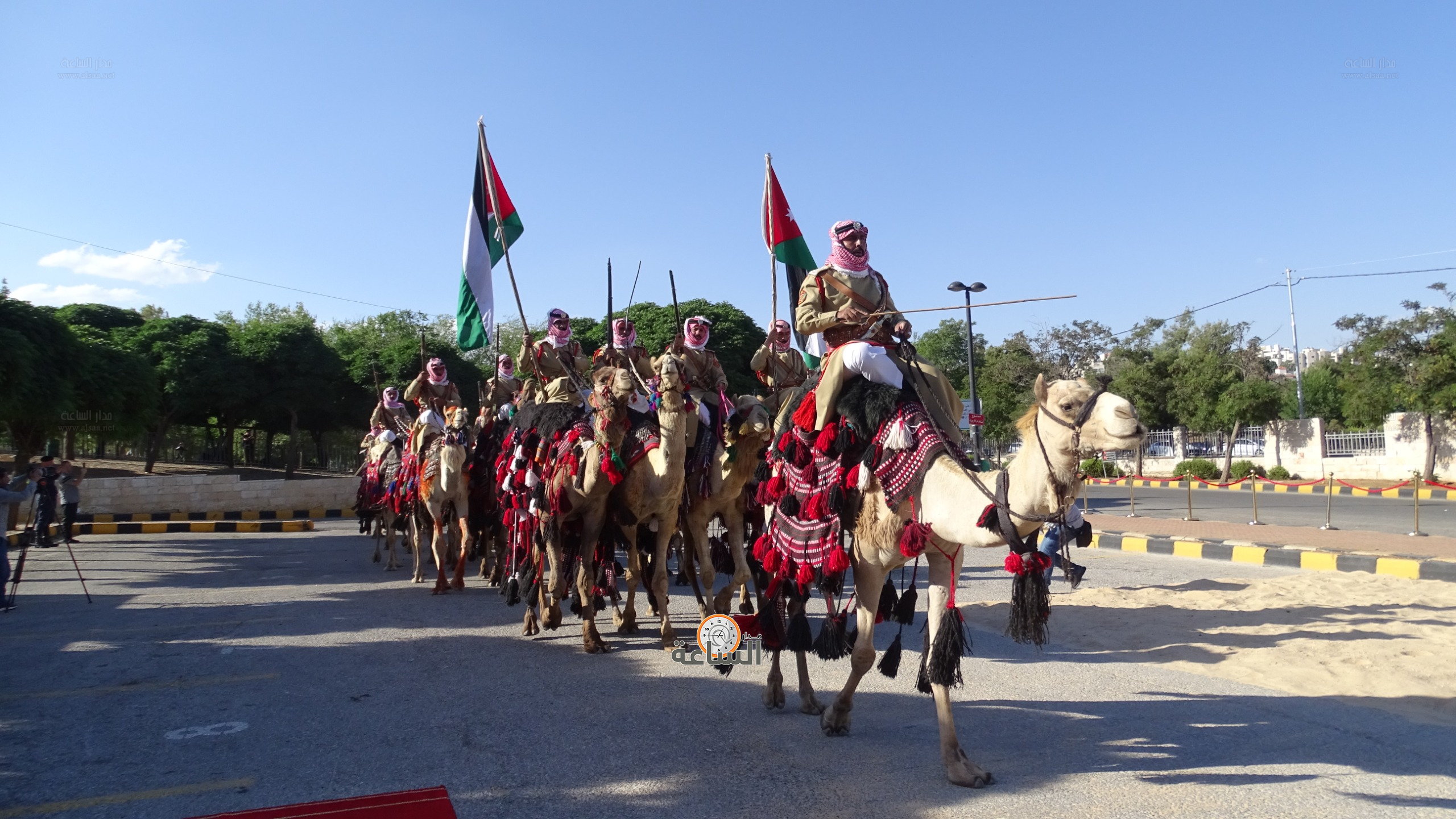 Madar Al-Saa Images 0.5277893437102563