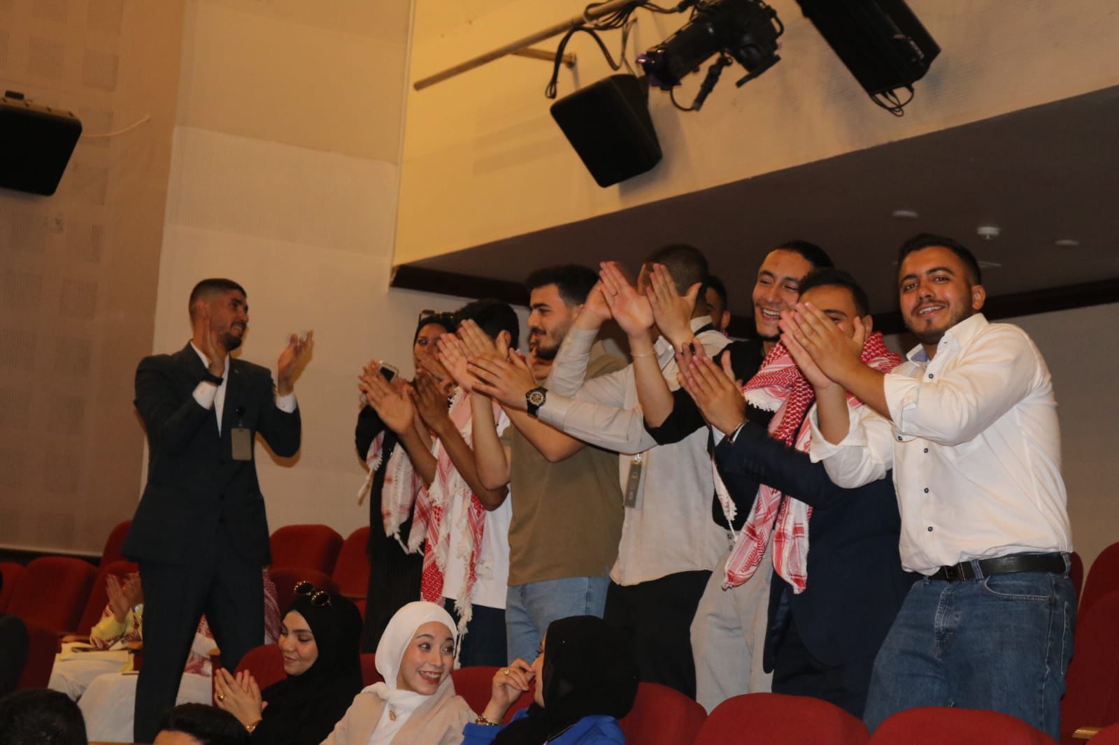 Madar Al-Saa Images 0.0844787026939553