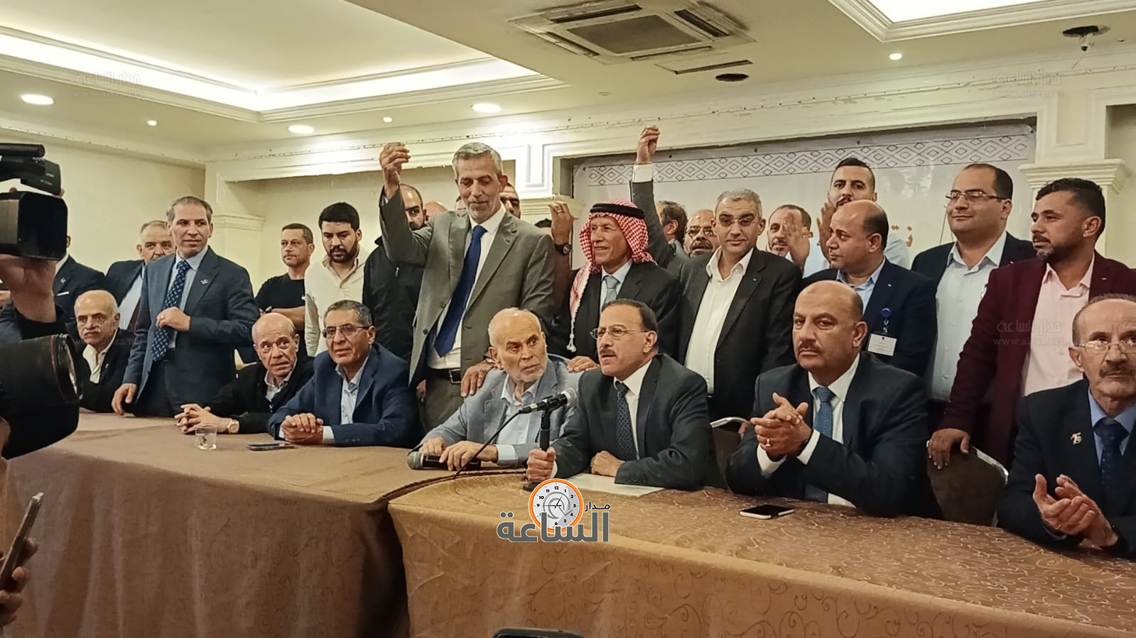 Madar Al-Saa Images 0.8100527117183525