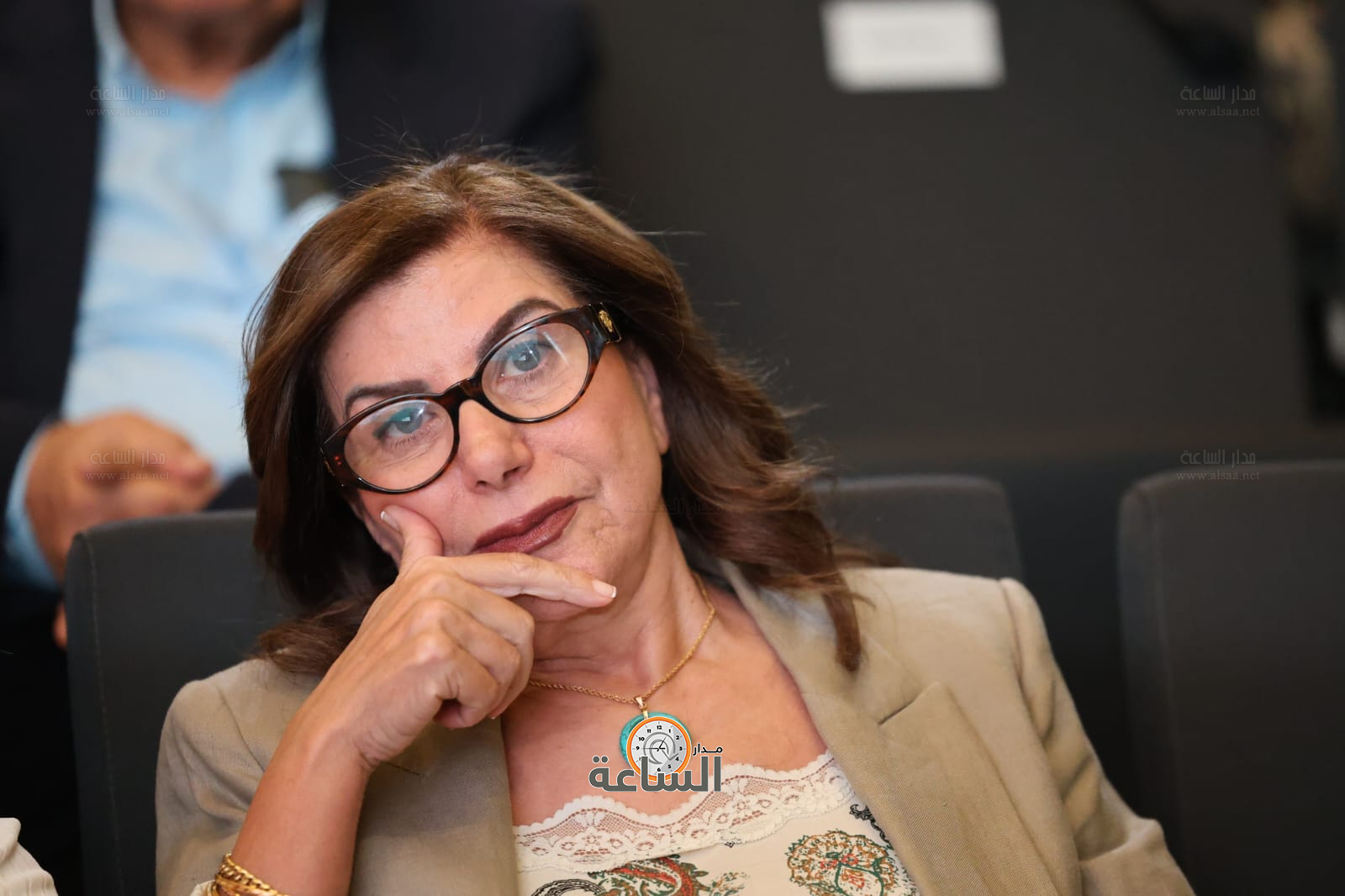 Madar Al-Saa Images 0.5606100519874149