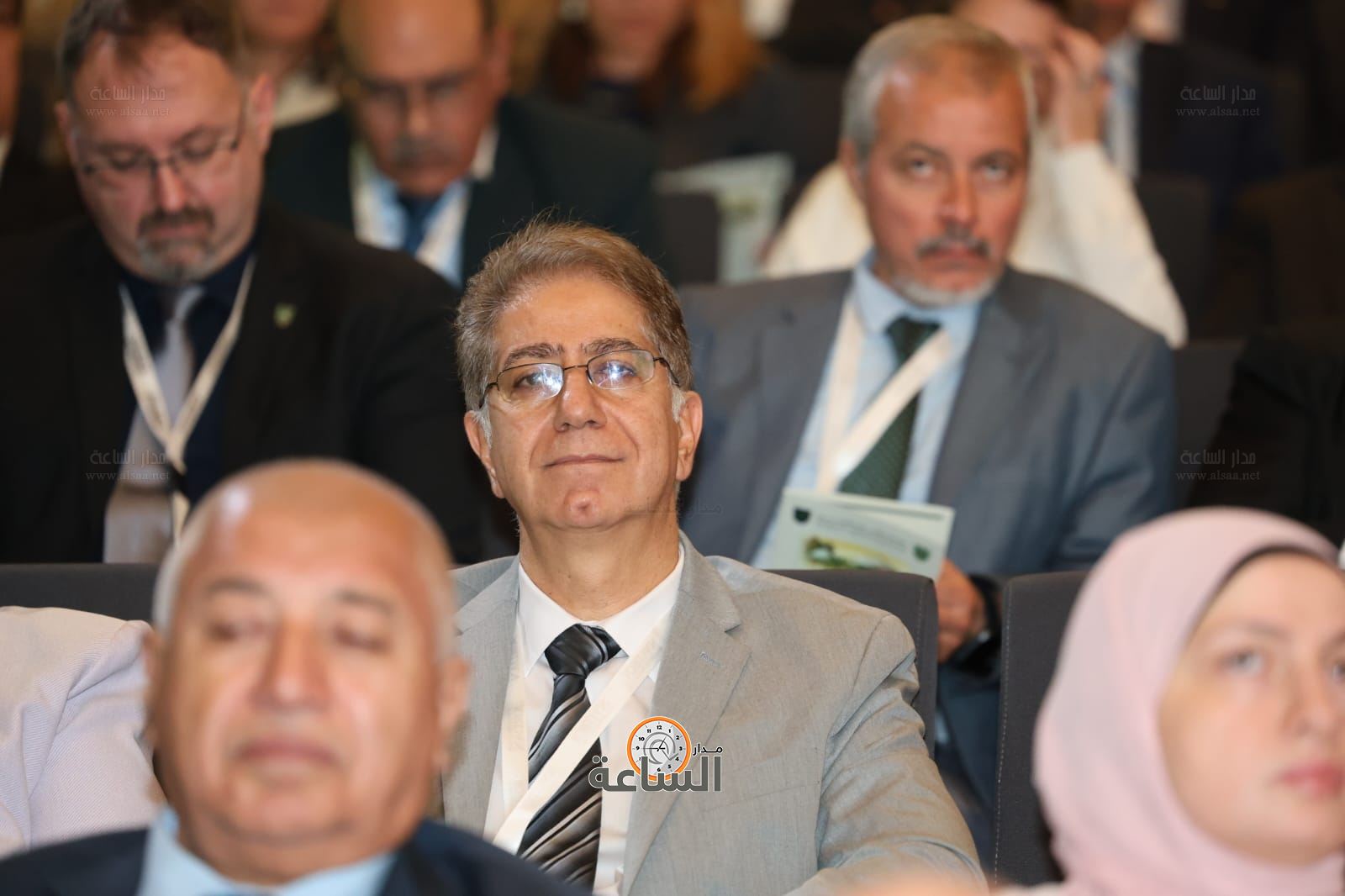 Madar Al-Saa Images 0.45129603862043255