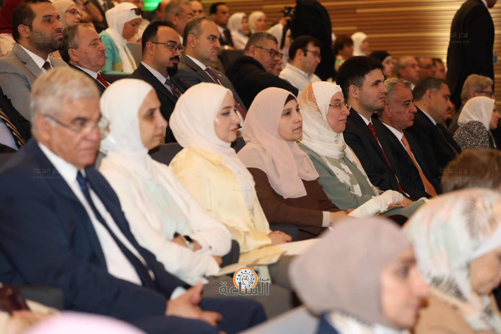 Madar Al-Saa Images 0.15324643756453804