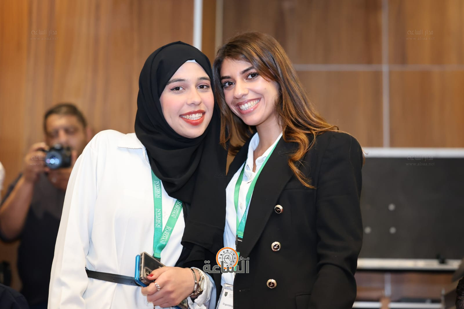 Madar Al-Saa Images 0.6360567245816989