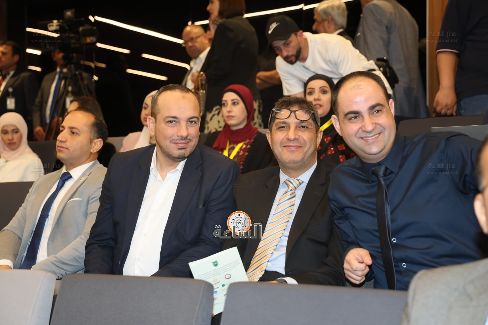 Madar Al-Saa Images 0.2631736009967349