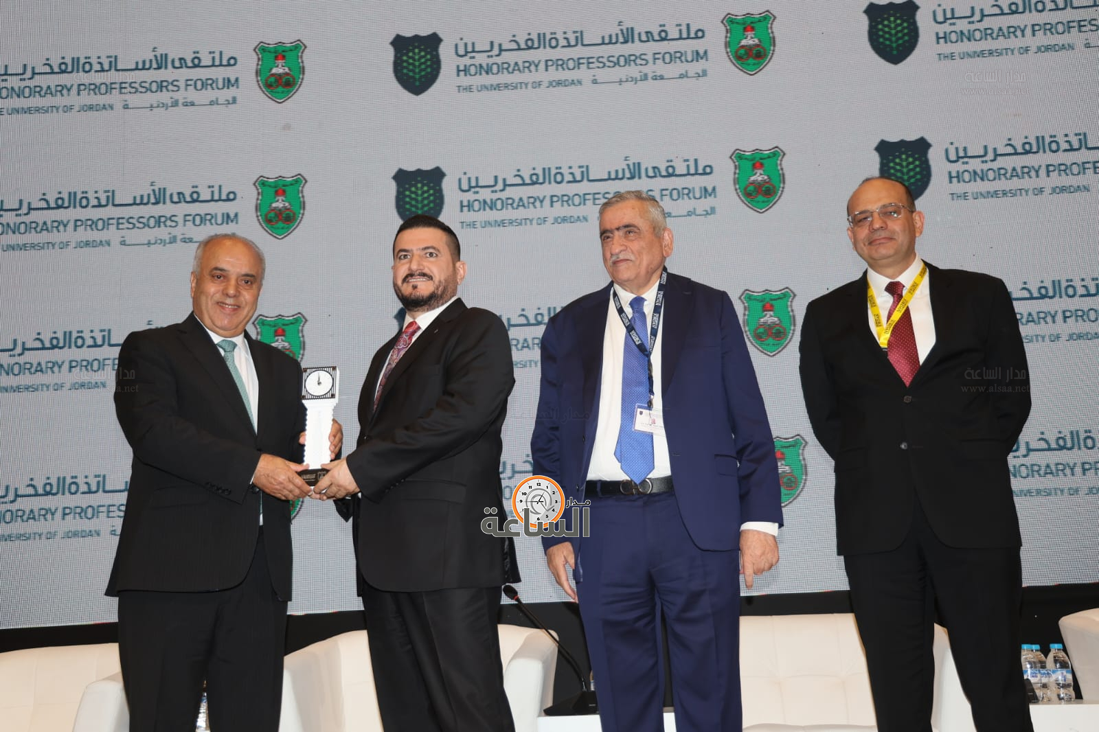 Madar Al-Saa Images 0.364713947883482