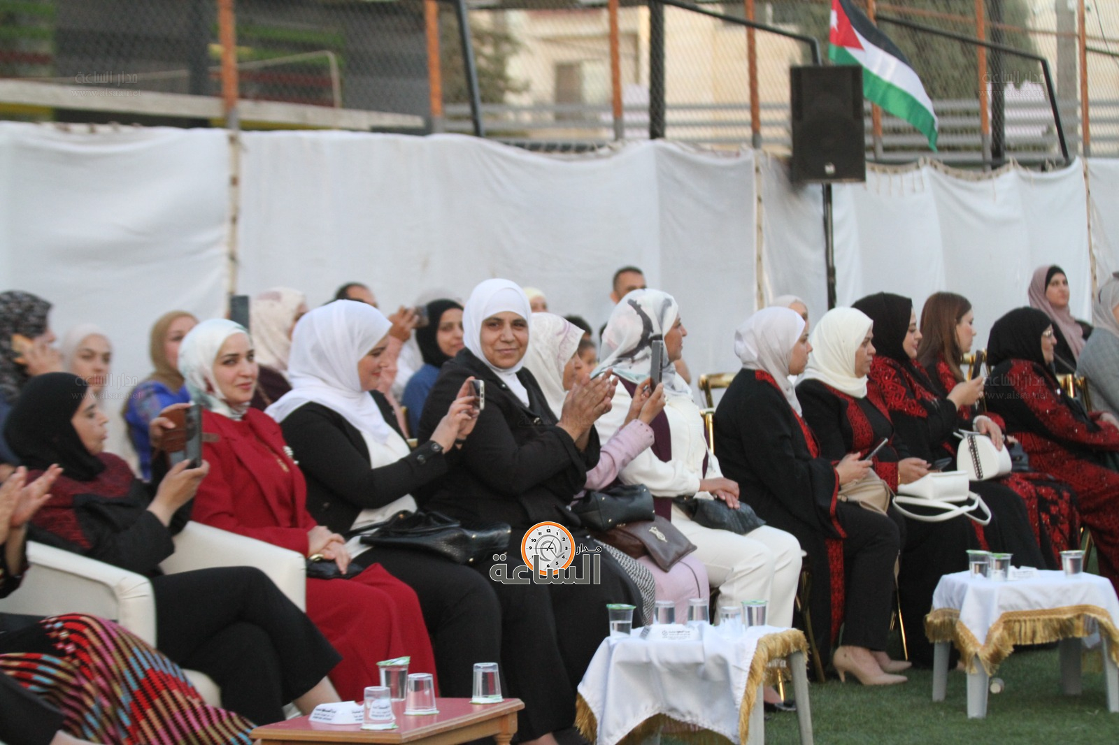 Madar Al-Saa Images 0.016938343333696926