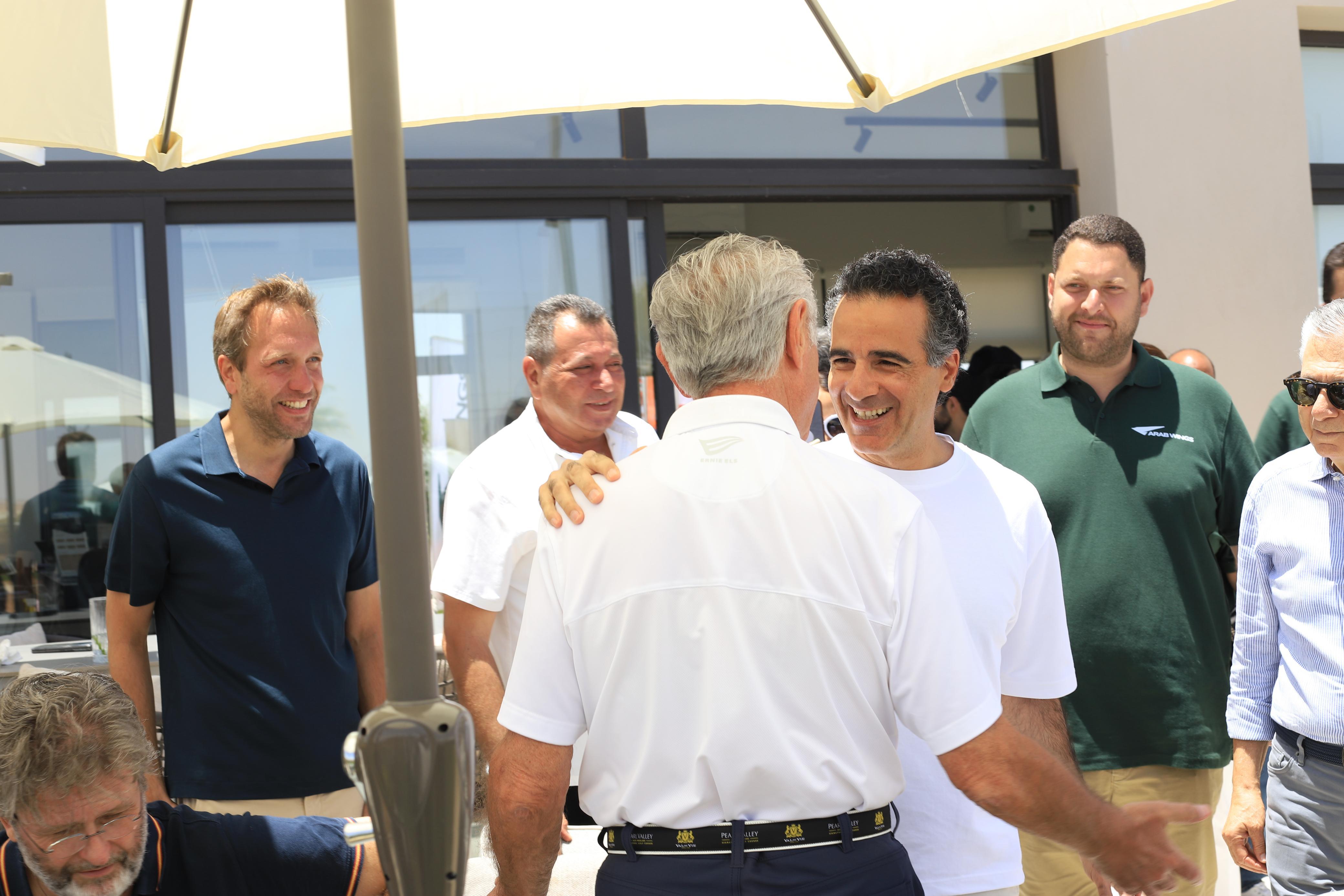 Madar Al-Saa Images 0.0973422149211216