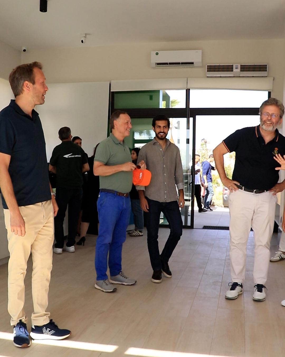 Madar Al-Saa Images 0.05071063835479417