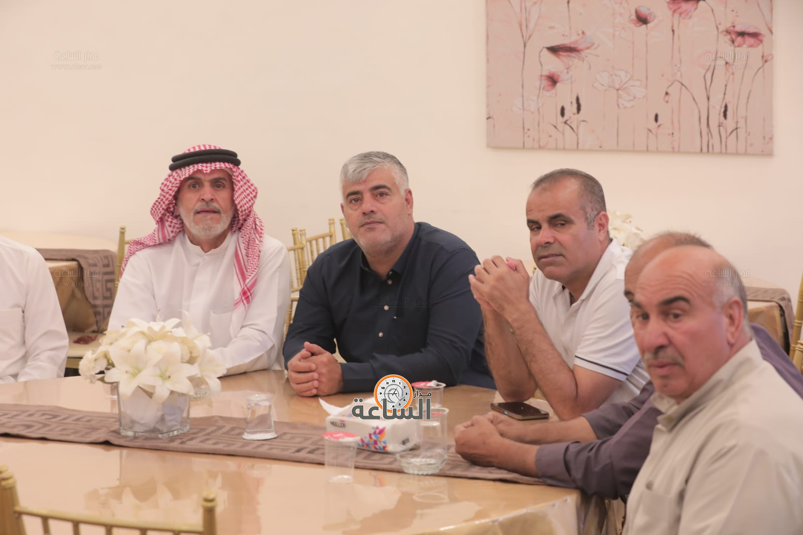 Madar Al-Saa Images 0.5050345644795444