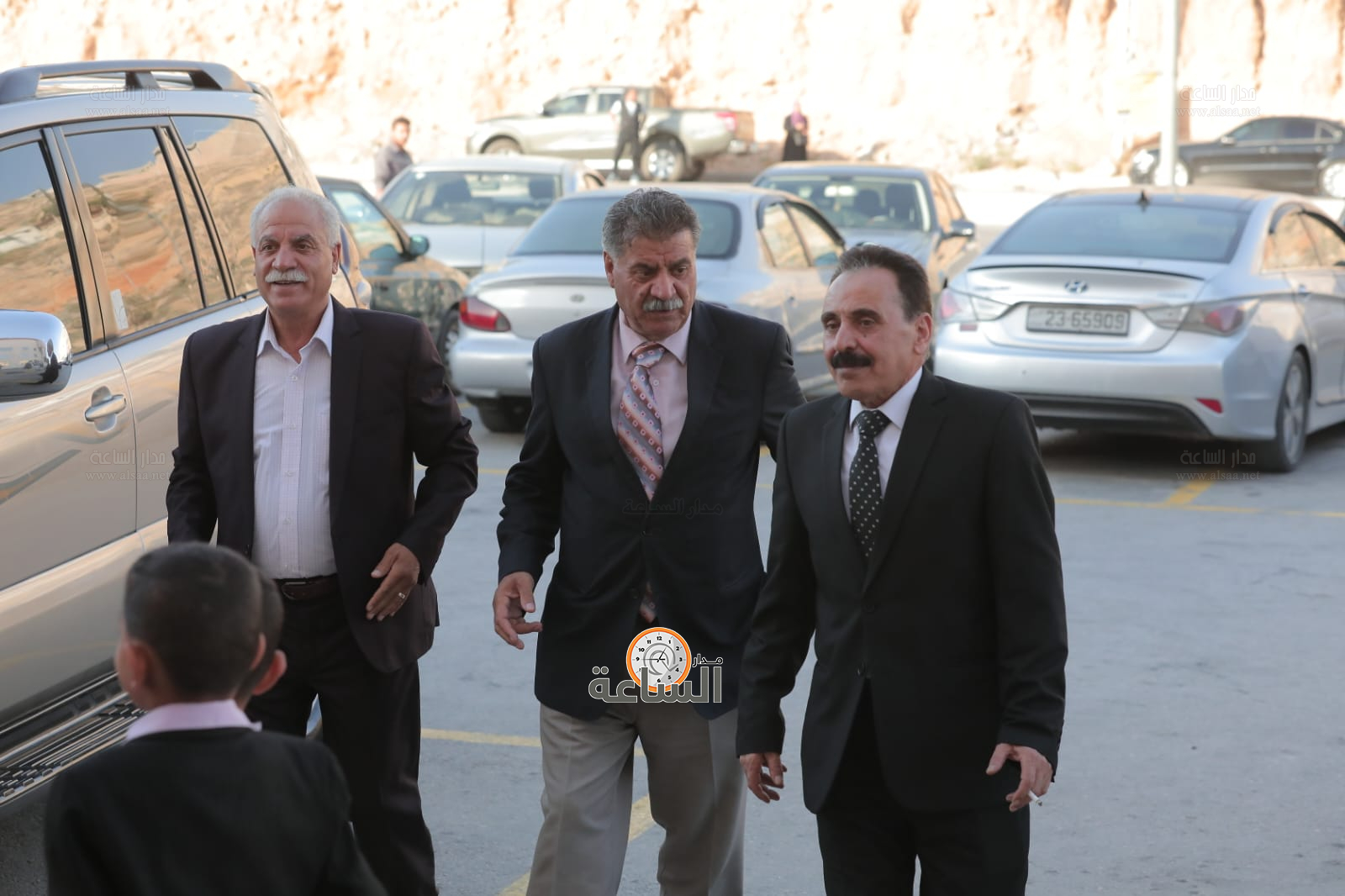 Madar Al-Saa Images 0.16645677787931945