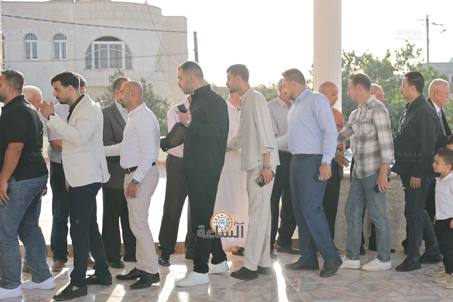 Madar Al-Saa Images 0.6007963325031909