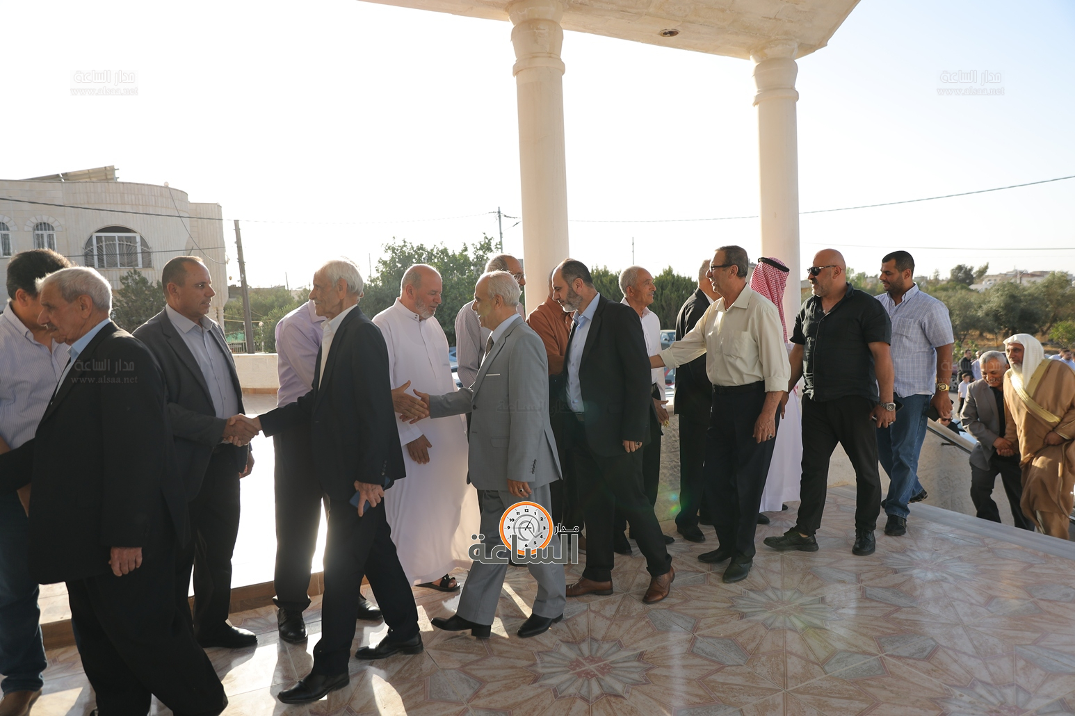 Madar Al-Saa Images 0.39978534536566324