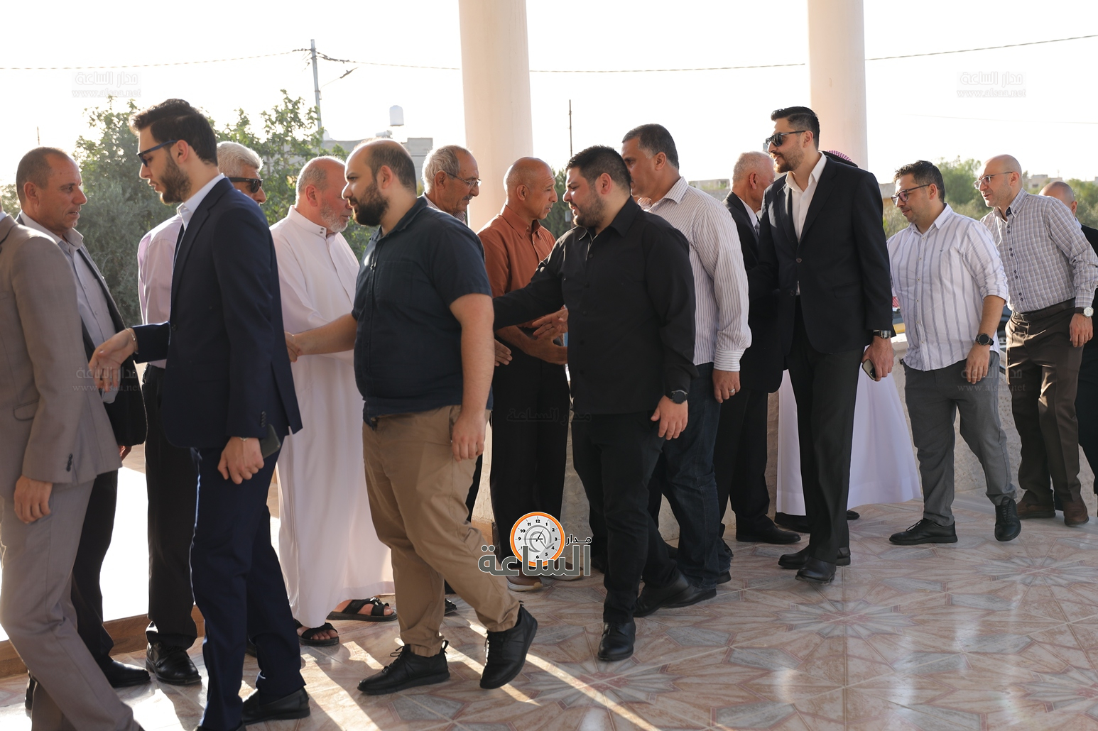 Madar Al-Saa Images 0.4742713671720157