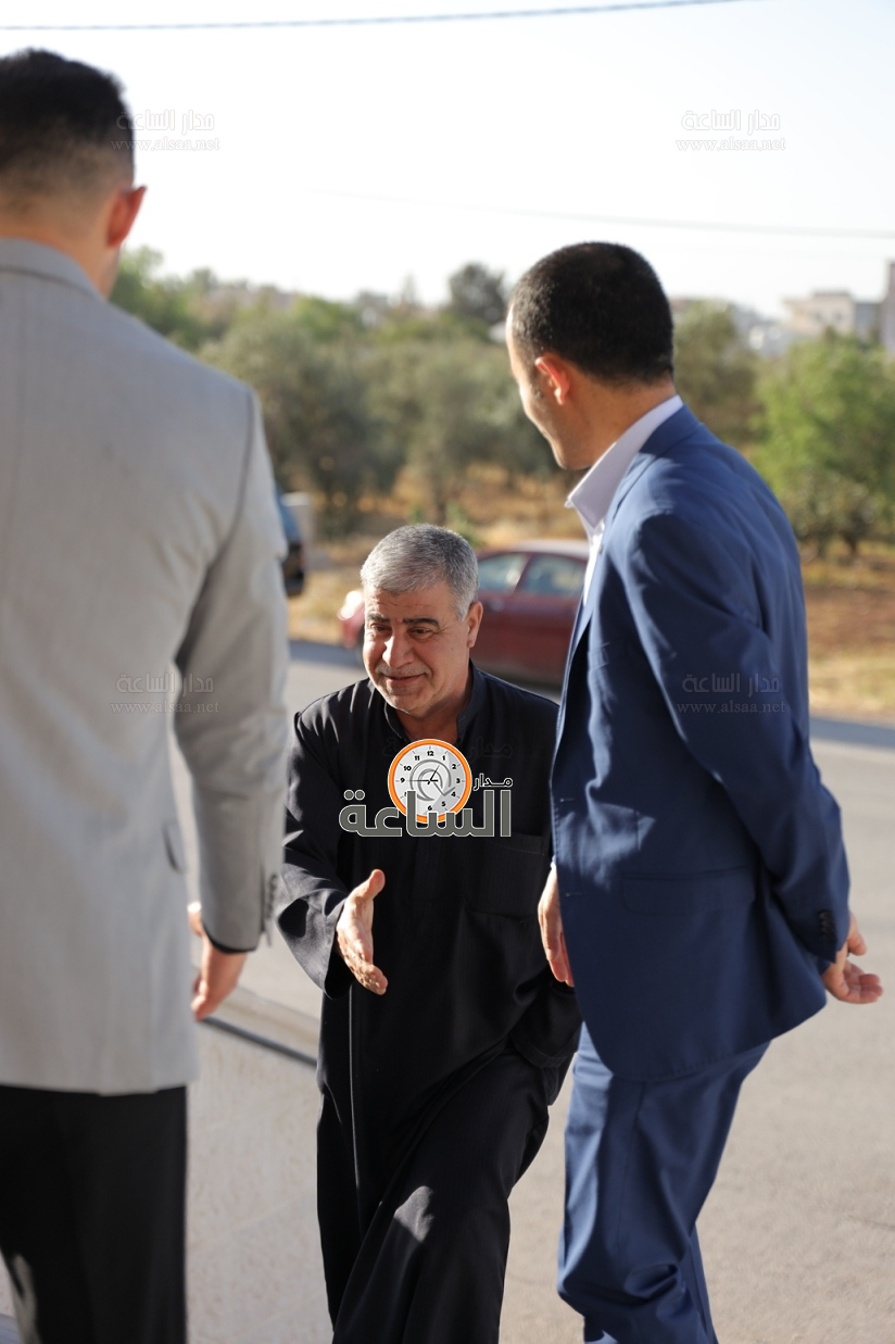 Madar Al-Saa Images 0.9194918766311471