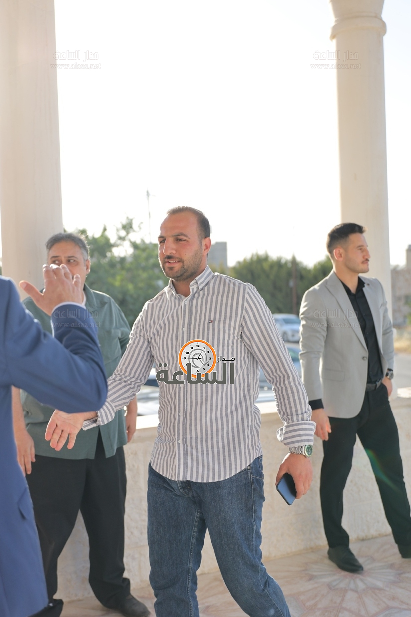 Madar Al-Saa Images 0.3985351413594481