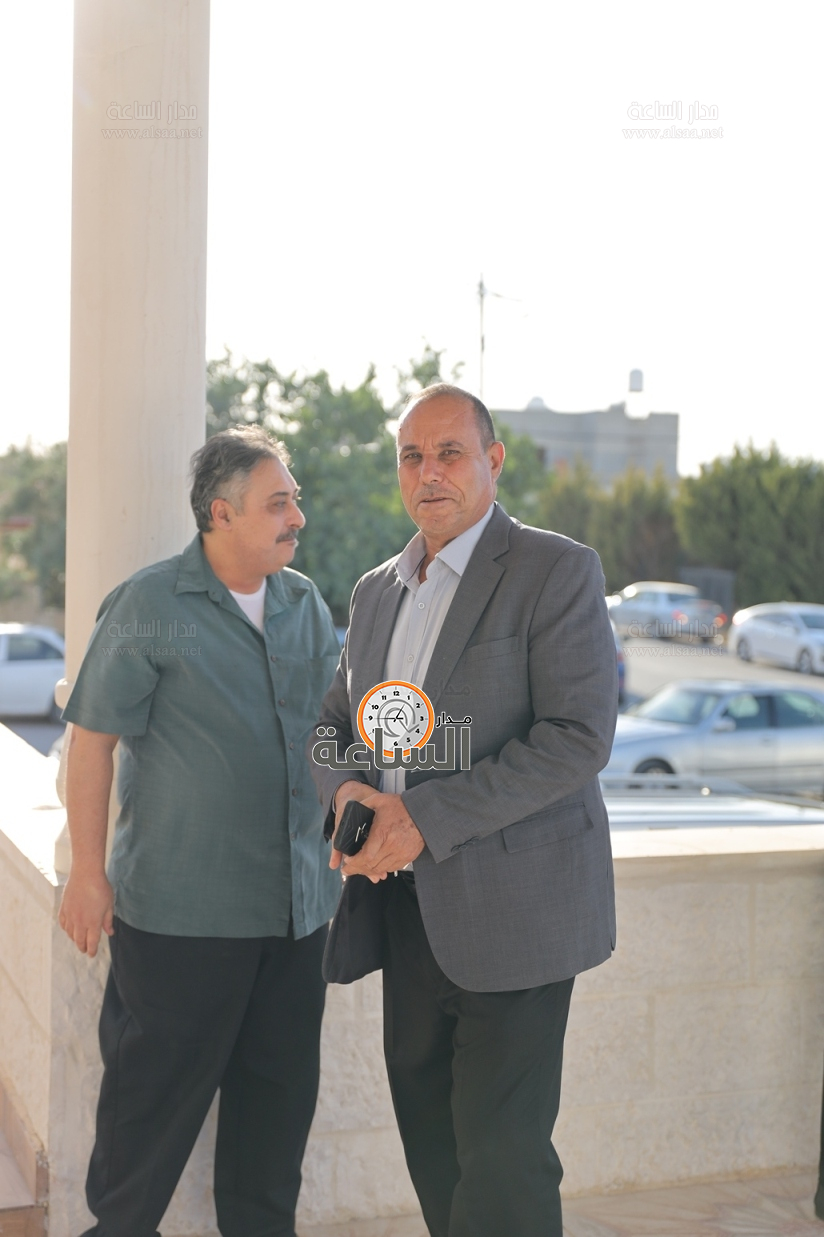 Madar Al-Saa Images 0.9918827448185087