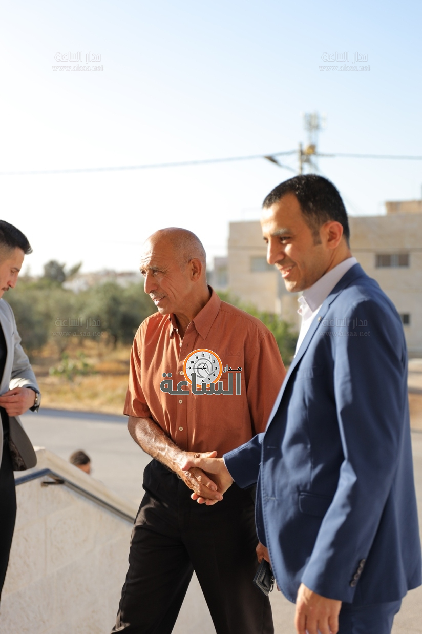 Madar Al-Saa Images 0.010799464643099888