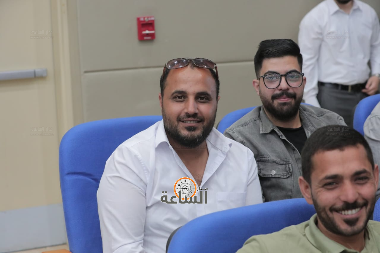 Madar Al-Saa Images 0.5001340037446291