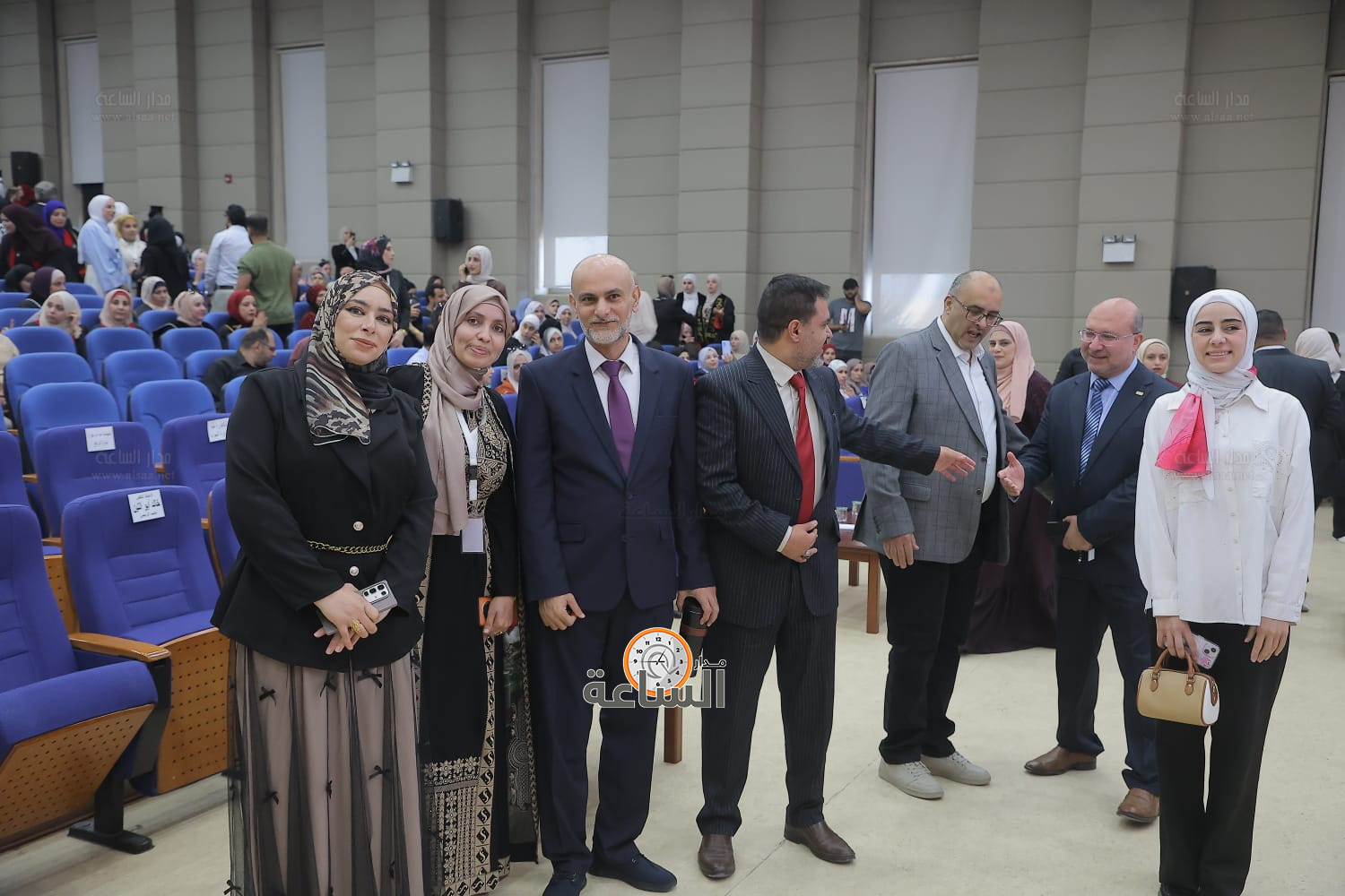 Madar Al-Saa Images 0.15213289289420717