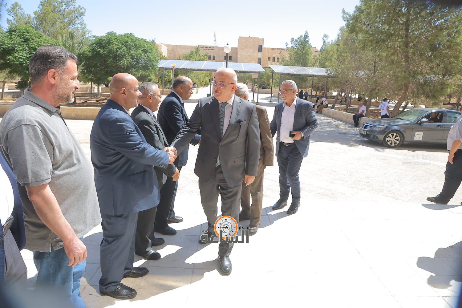 Madar Al-Saa Images 0.9059217501351273