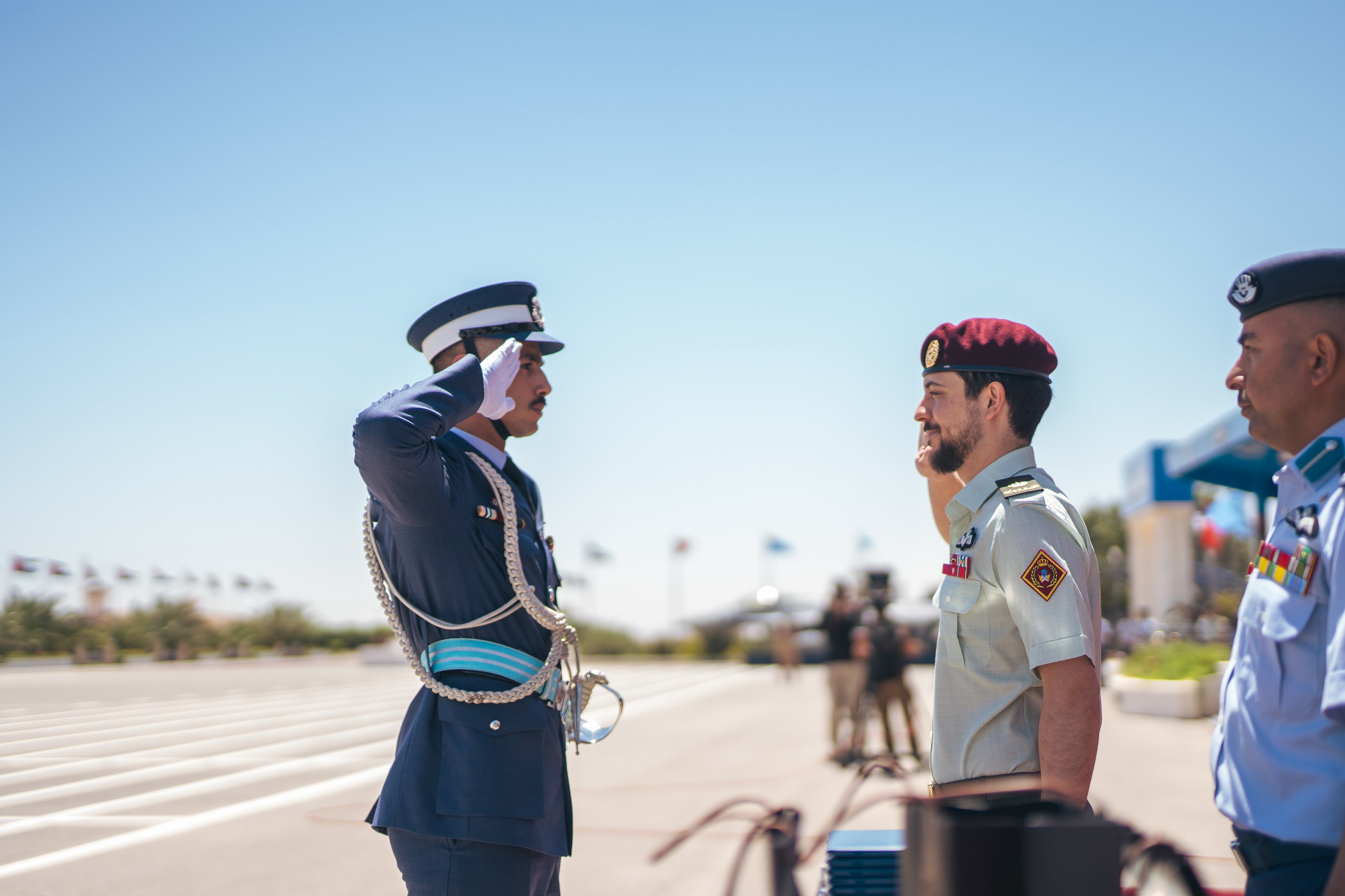 Madar Al-Saa Images 0.8749908012620163