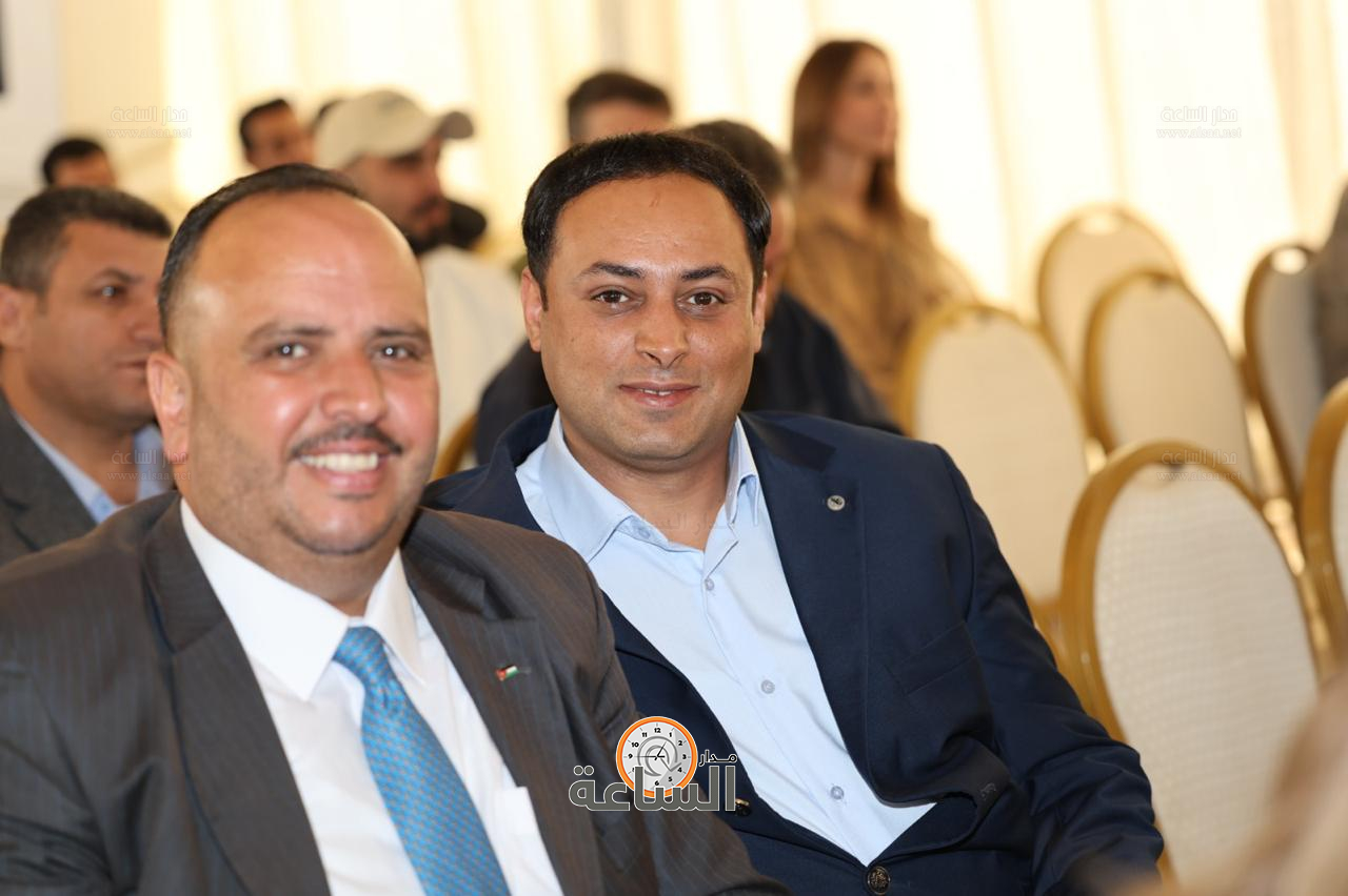 Madar Al-Saa Images 0.10640869042726209