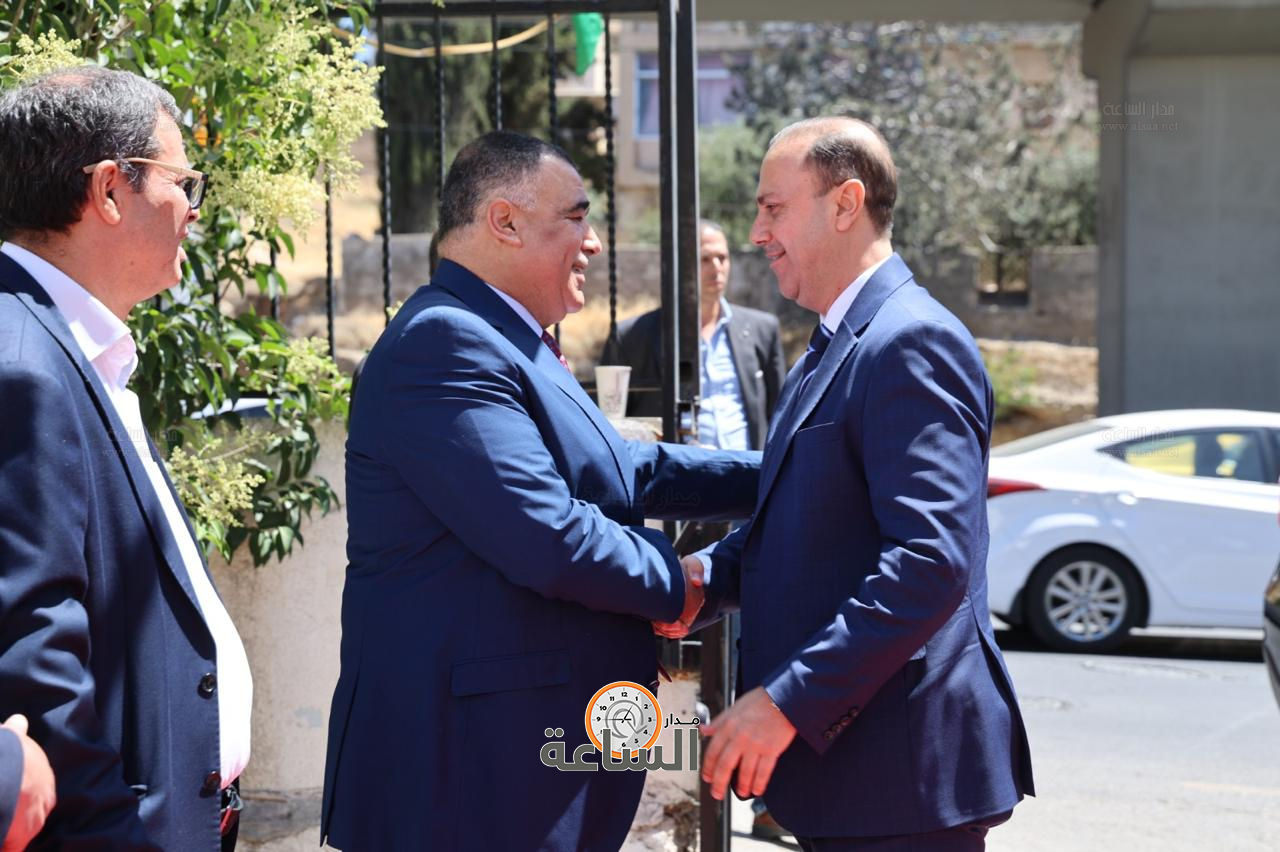 Madar Al-Saa Images 0.594662706497496