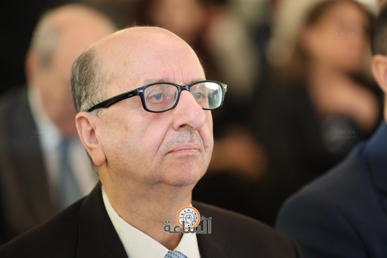 Madar Al-Saa Images 0.015790368141938238