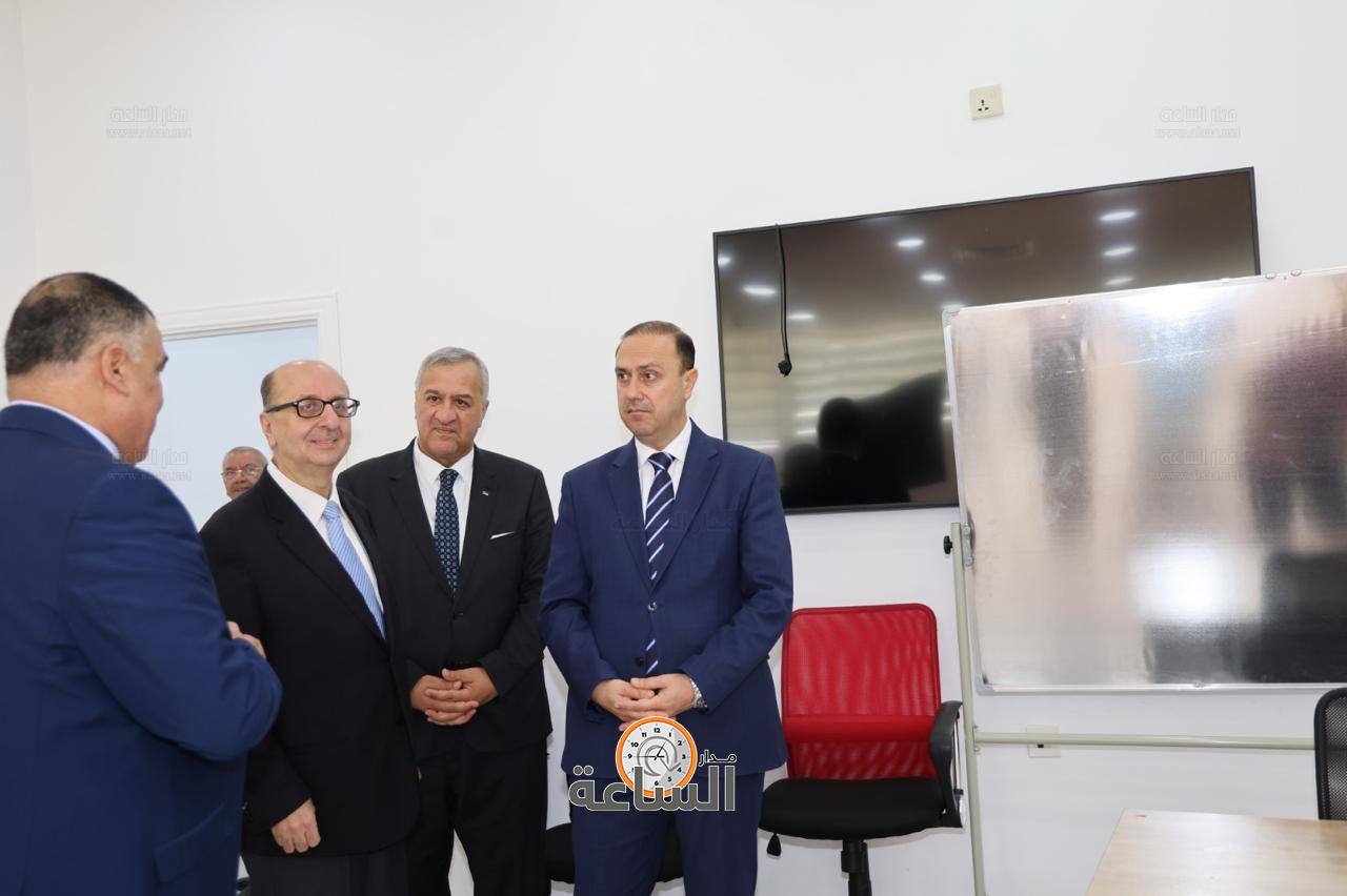 Madar Al-Saa Images 0.1780169408434945