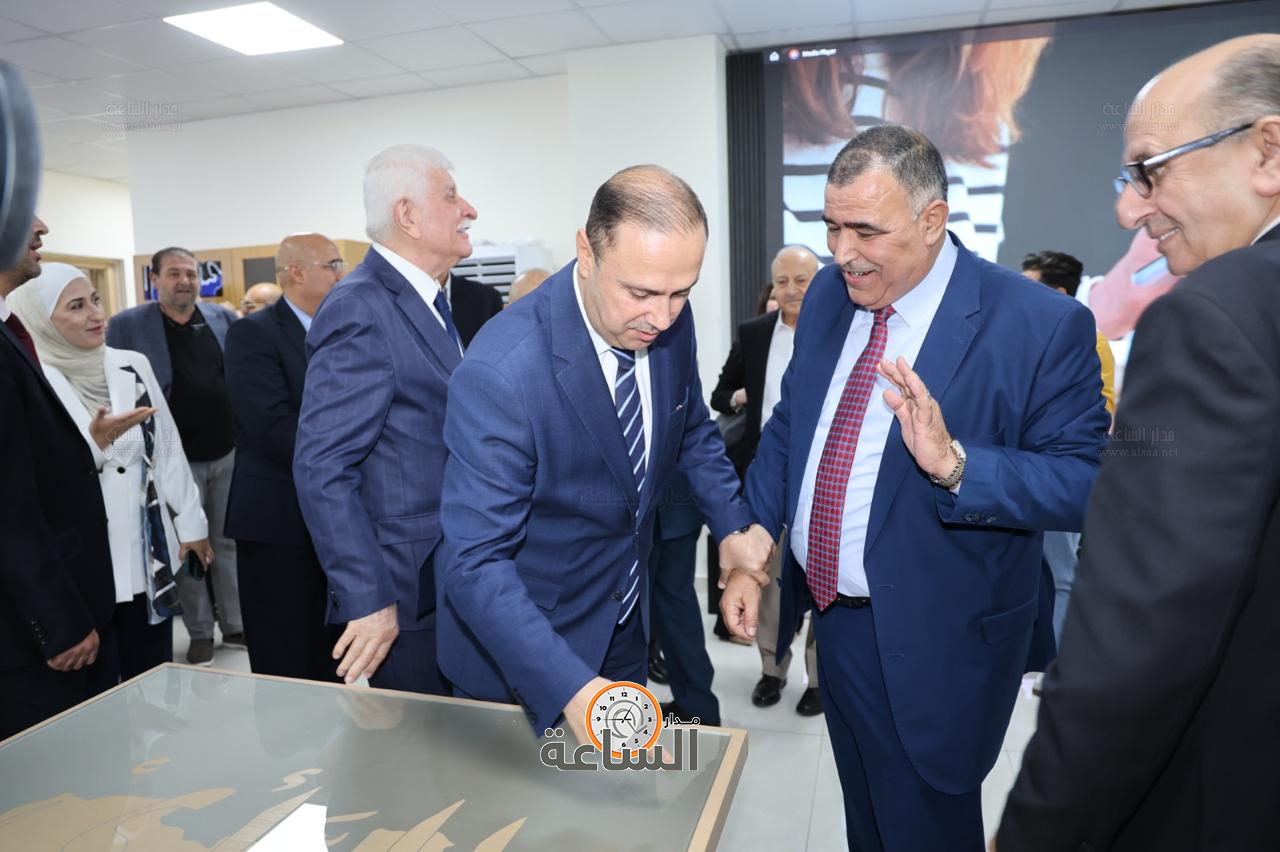 Madar Al-Saa Images 0.7505668876330651