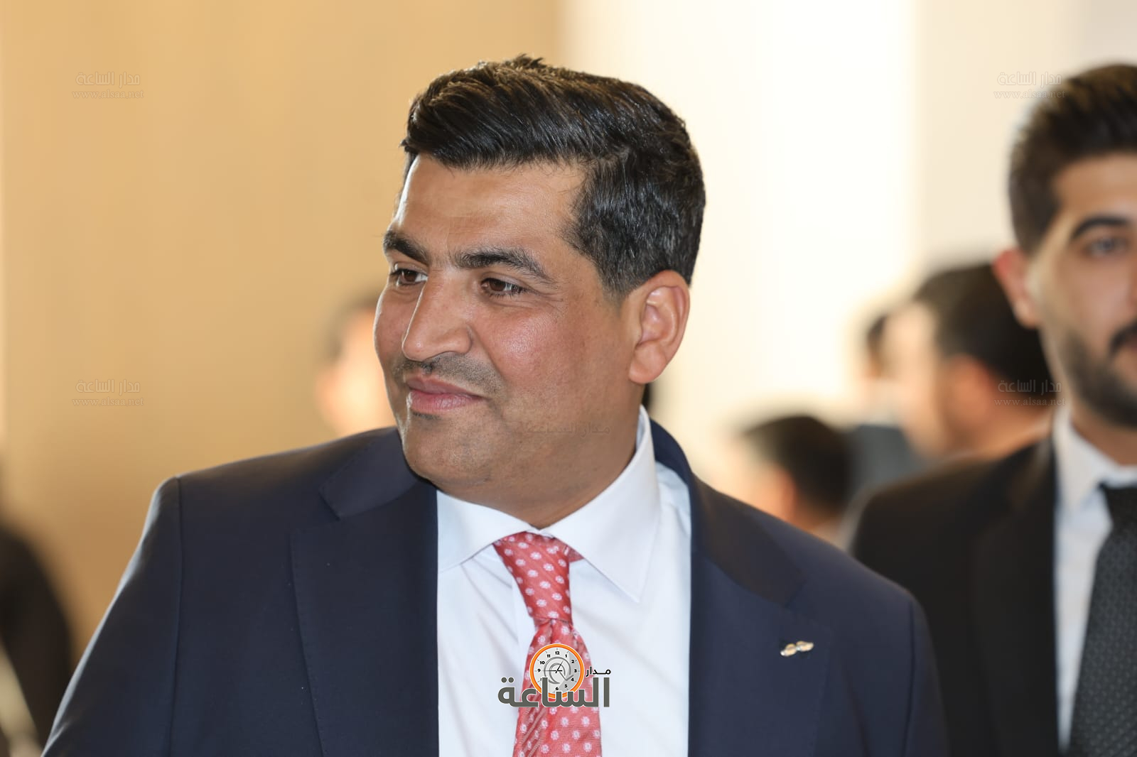 Madar Al-Saa Images 0.004949888245025402