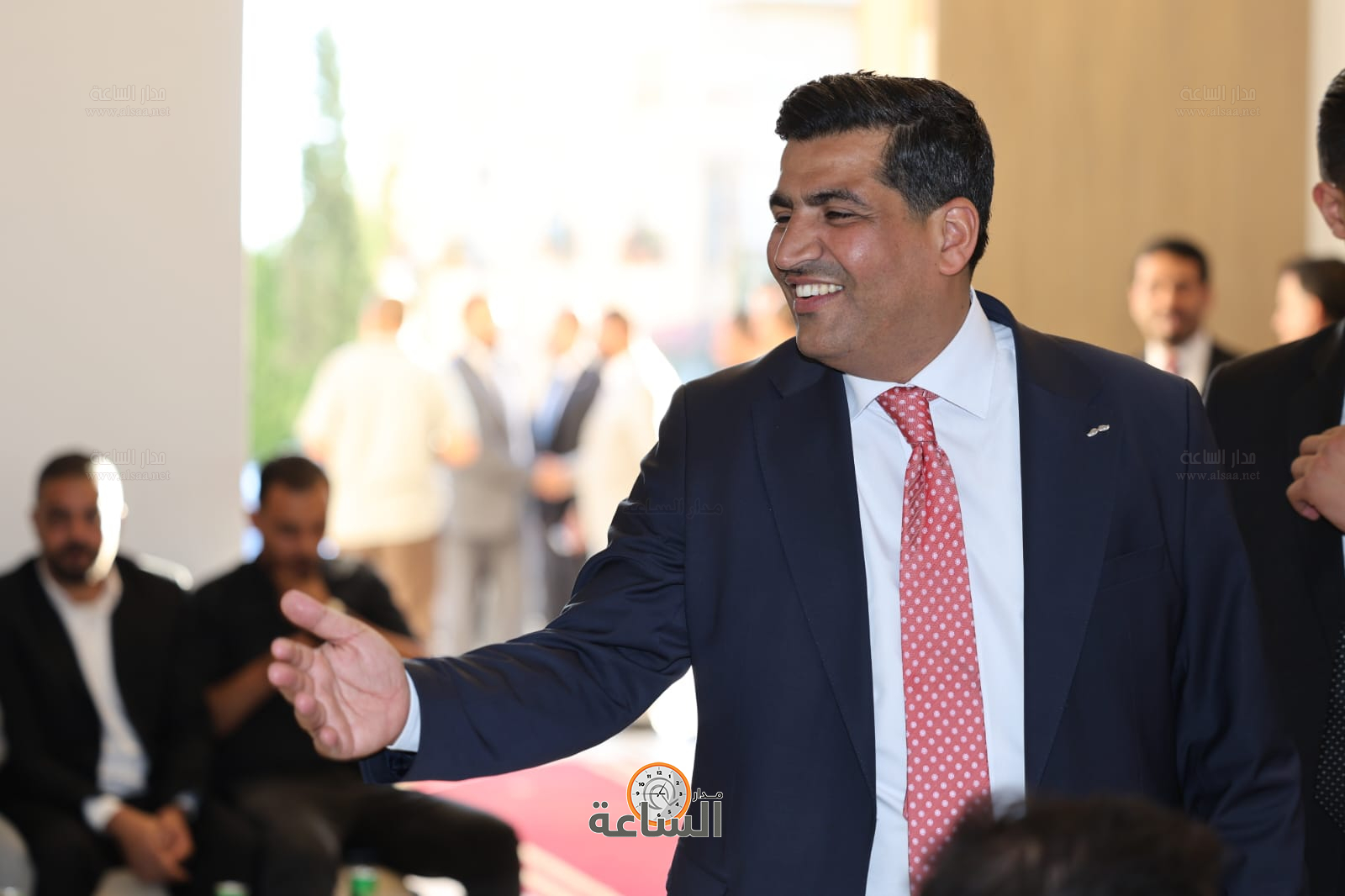 Madar Al-Saa Images 0.8603281332969976