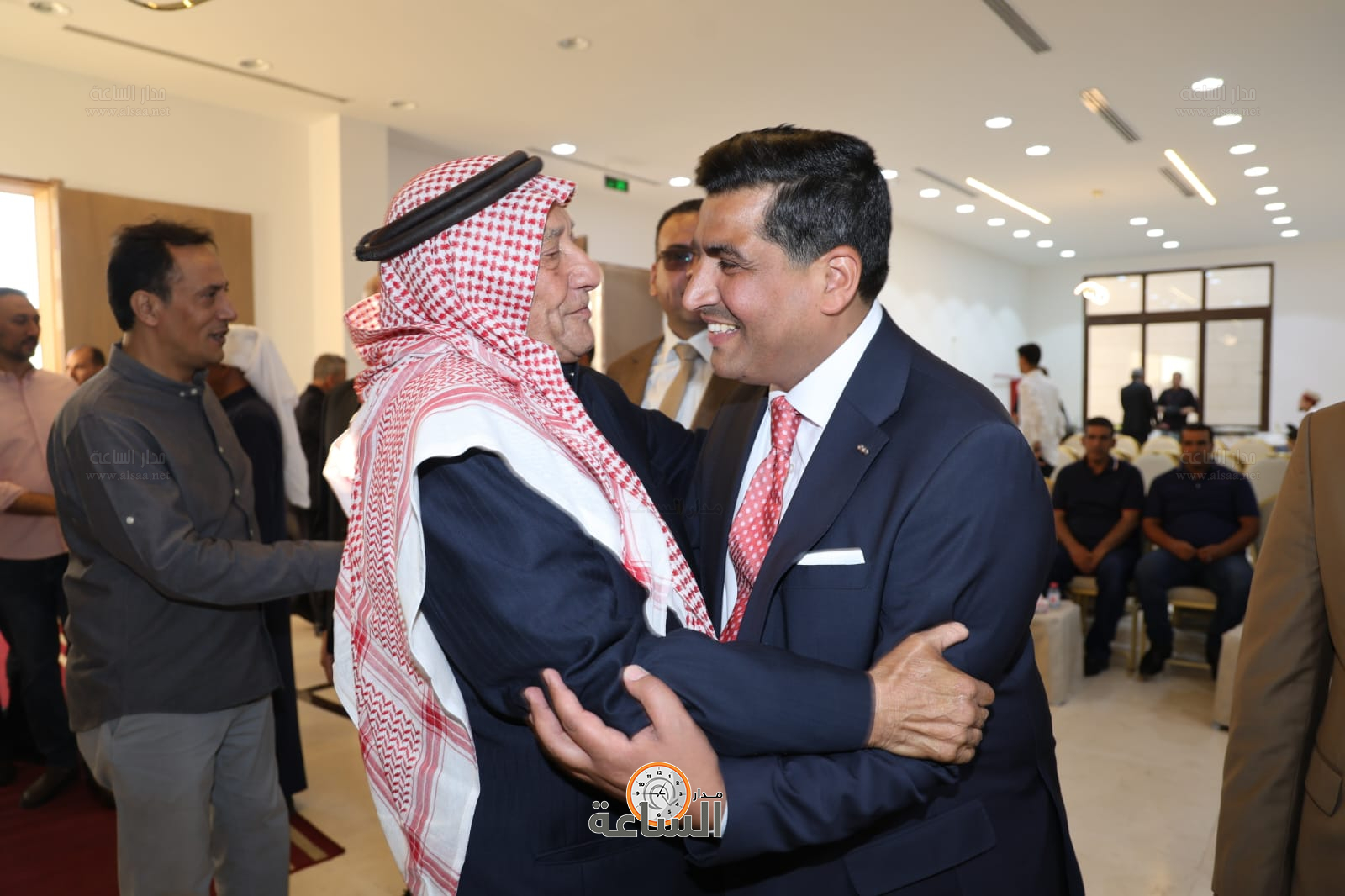 Madar Al-Saa Images 0.45048719656537595