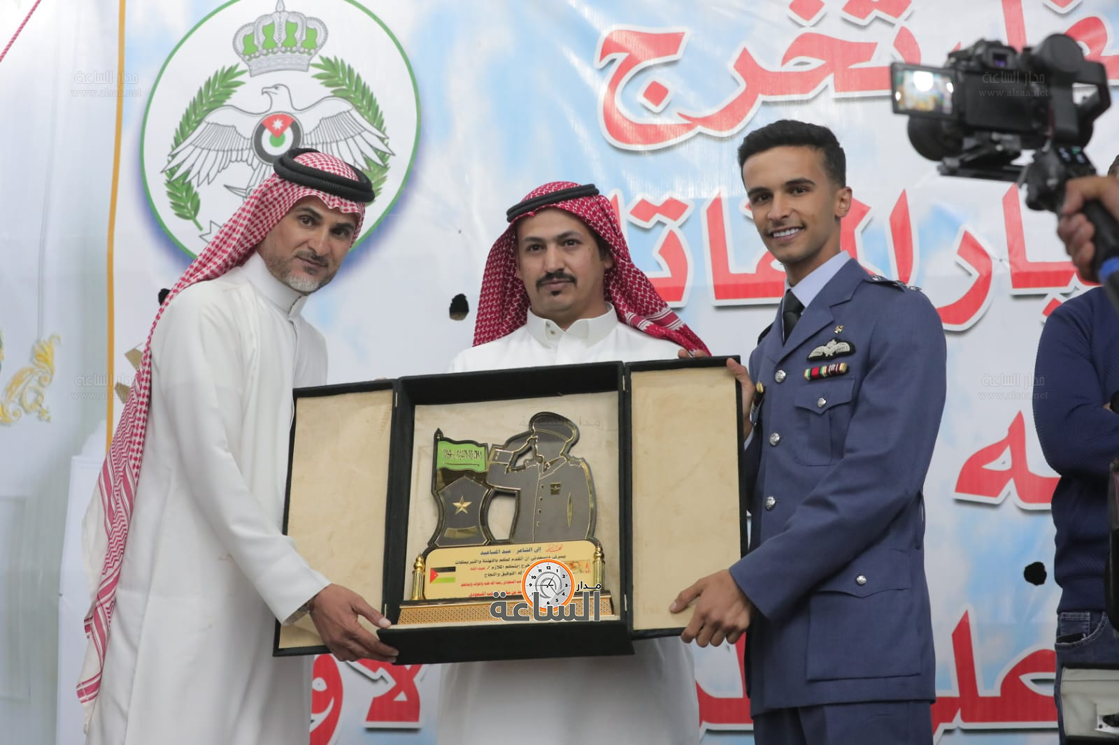 Madar Al-Saa Images 0.31044143561411885