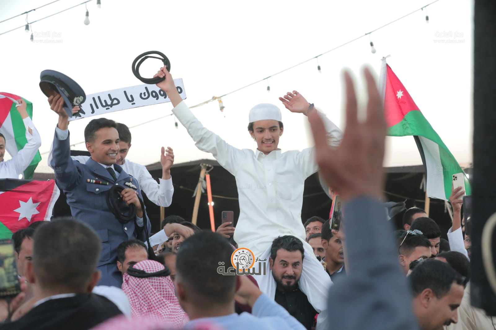 Madar Al-Saa Images 0.15410424315590154