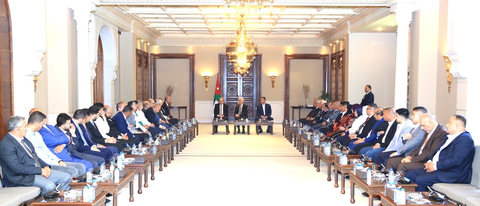 Madar Al-Saa Images 0.8210551547392554