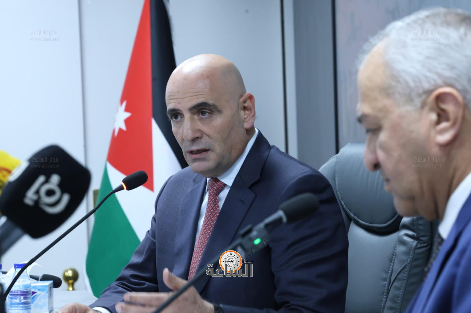 Madar Al-Saa Images 0.9081265791067132